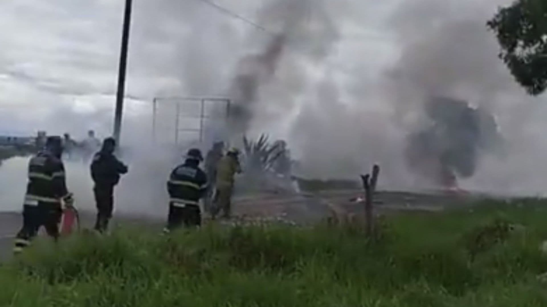 Enfrentamiento Riña Golpes Policías Activistas Conflicto Planta Reciclaje Atlangatepec Tlaxcala