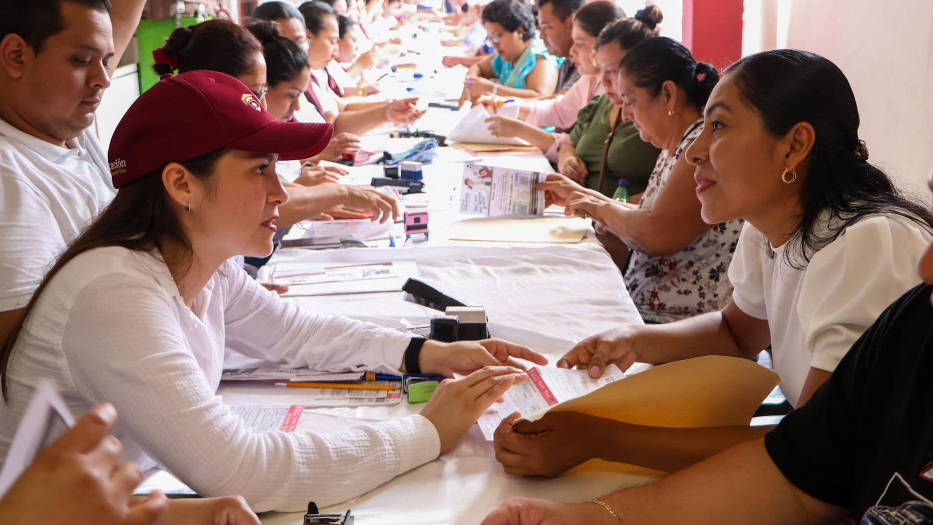 Checa Qué Alumnos de Primaria No Recibirán Tarjeta según el Sistema de Consulta de Folios Beca Rita Cetina