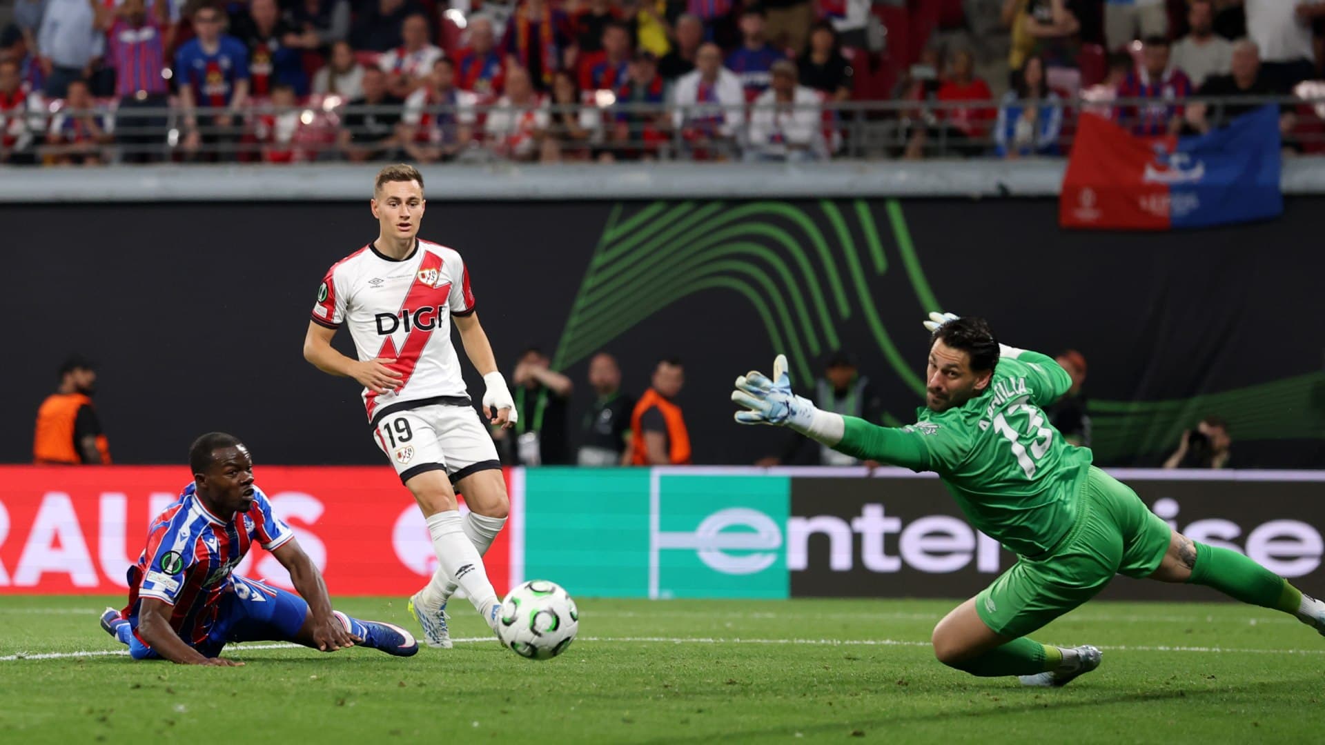 El Crystal Palace y el Rayo Vallecano disputaron el trofeo de la Conference League 2026. Foto: Getty Images
