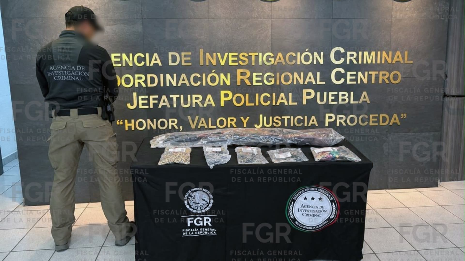 Nueve Detenidos Cuatro Cateos Simultáneos Posesión Ilícita Hidrocarburo Zacatlán Puebla
