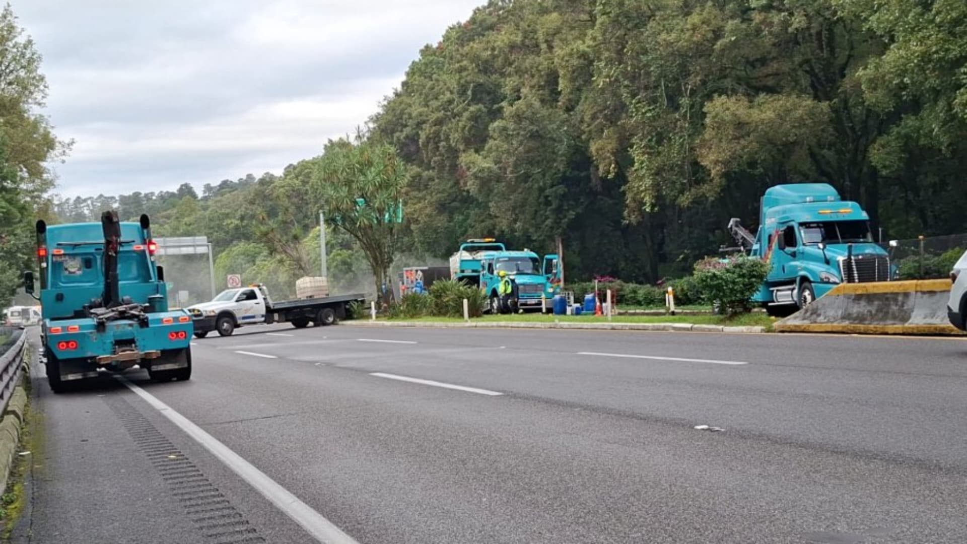 Cierre de circulación en la autopista México-Cuernavaca.