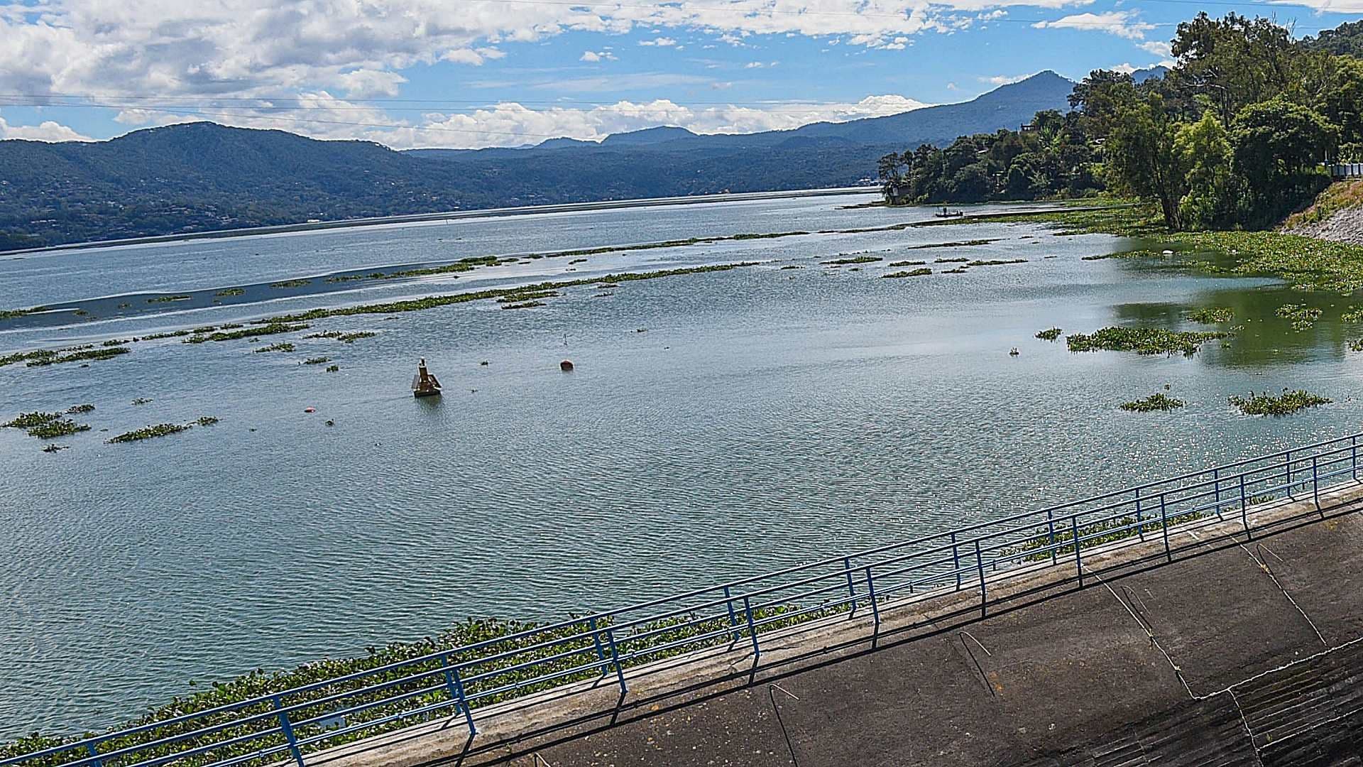Presa Valle de Bravo del Sistema Cutzamala en octubre 2025. Foto: Cuartoscuro | Archivo