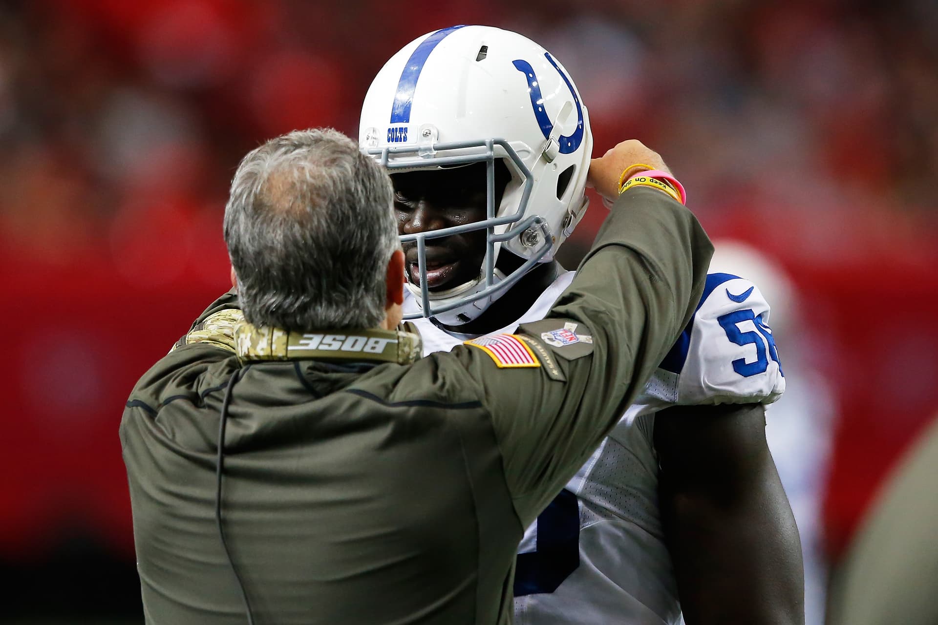 ICE deporta a Daniel Adongo, jugador de NFL nacido en Kenia