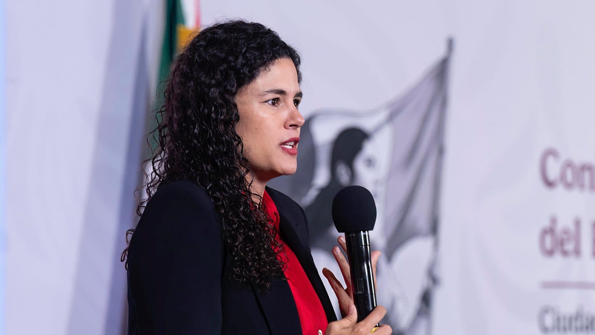 Aclaran en Qué Casos el Gobierno Sancionaría a Medios: “Nada Tiene que Ver con Censura”