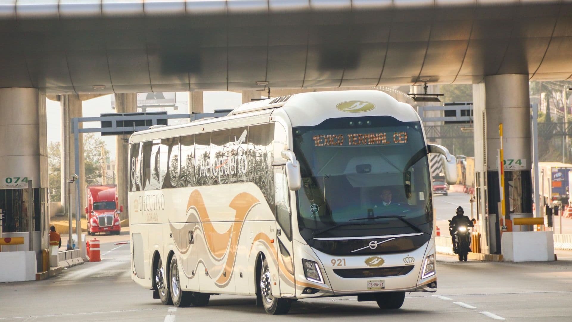 Checa Cuándo Hay Descuento para Estudiantes, Maestros y Adultos Mayores en Autobuses México 2026