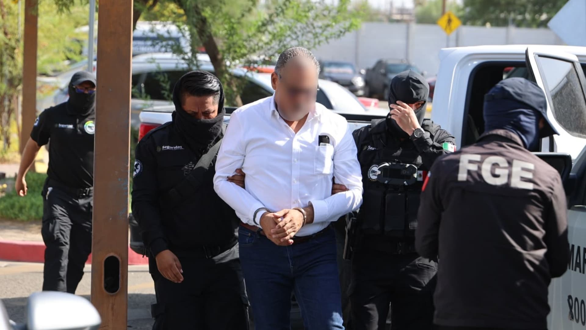 Detienen a Exdirector de Seguridad Pública de Mexicali y a Mandos Policiales por Diversos Delitos