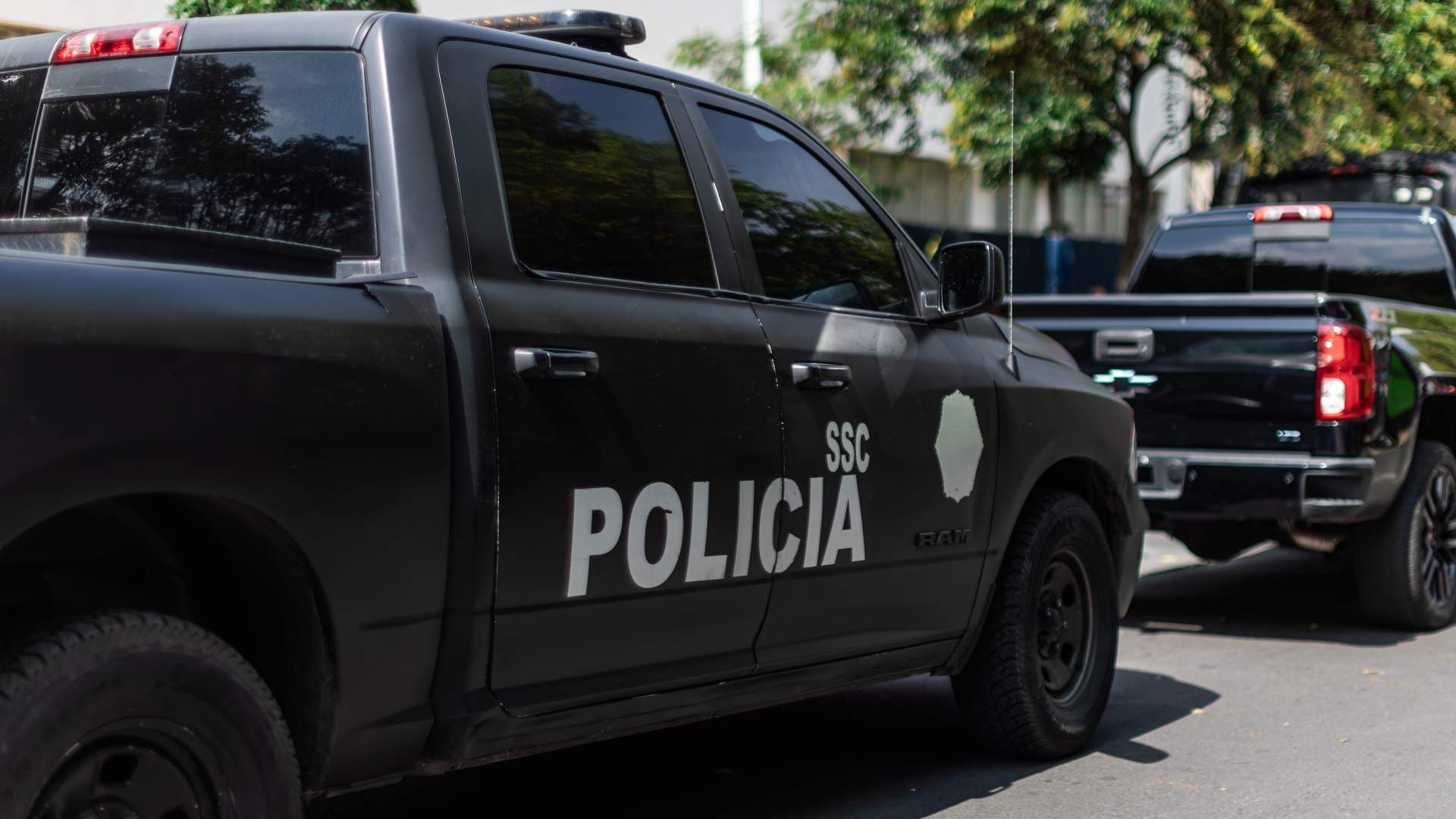 Detienen a Hombre que Arrastraba a su Amigo Envuelto en Bolsa de Plástico en Lindavista