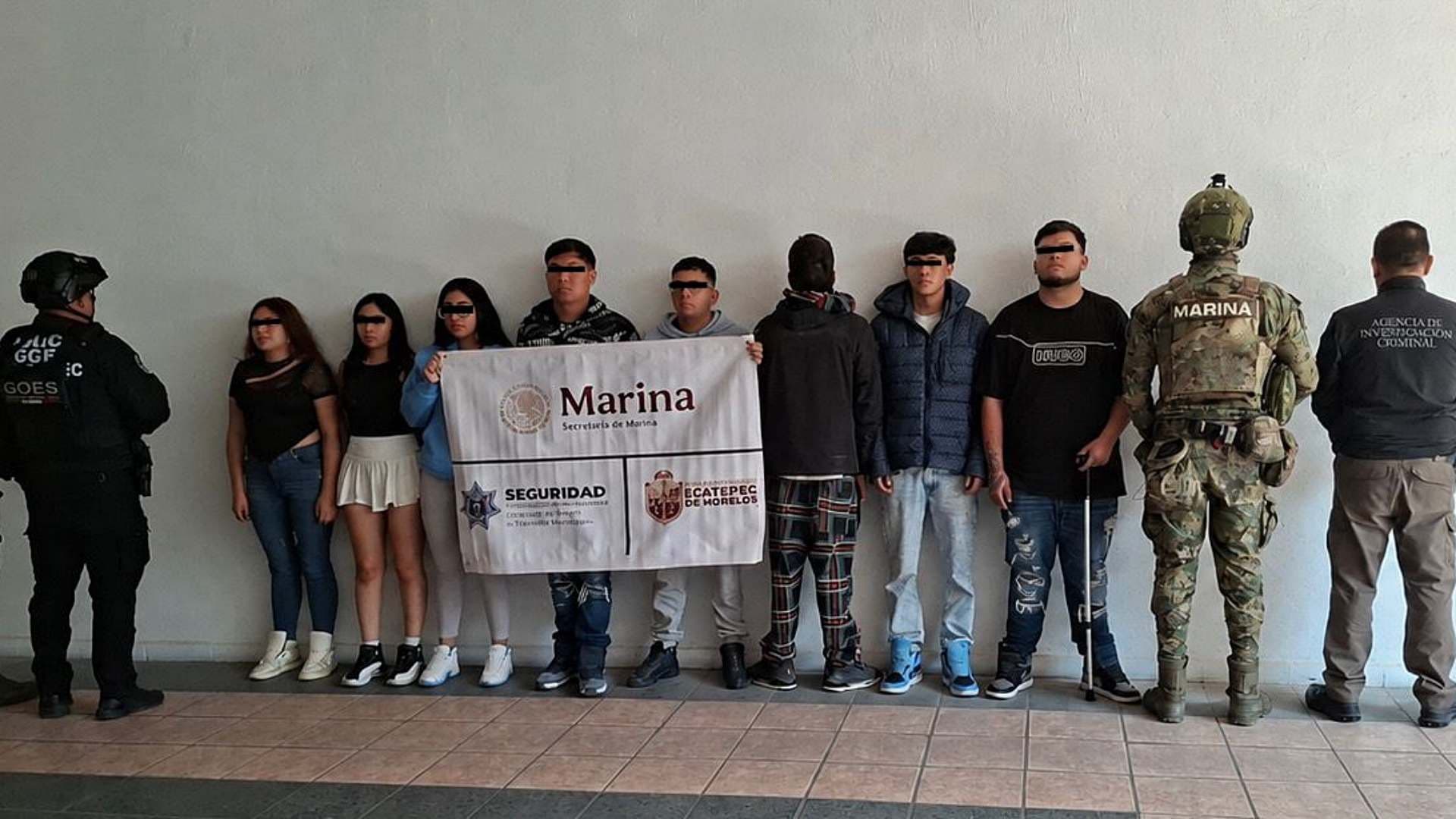 Detenidos por posesión de armas de fuego en Ecatepec.