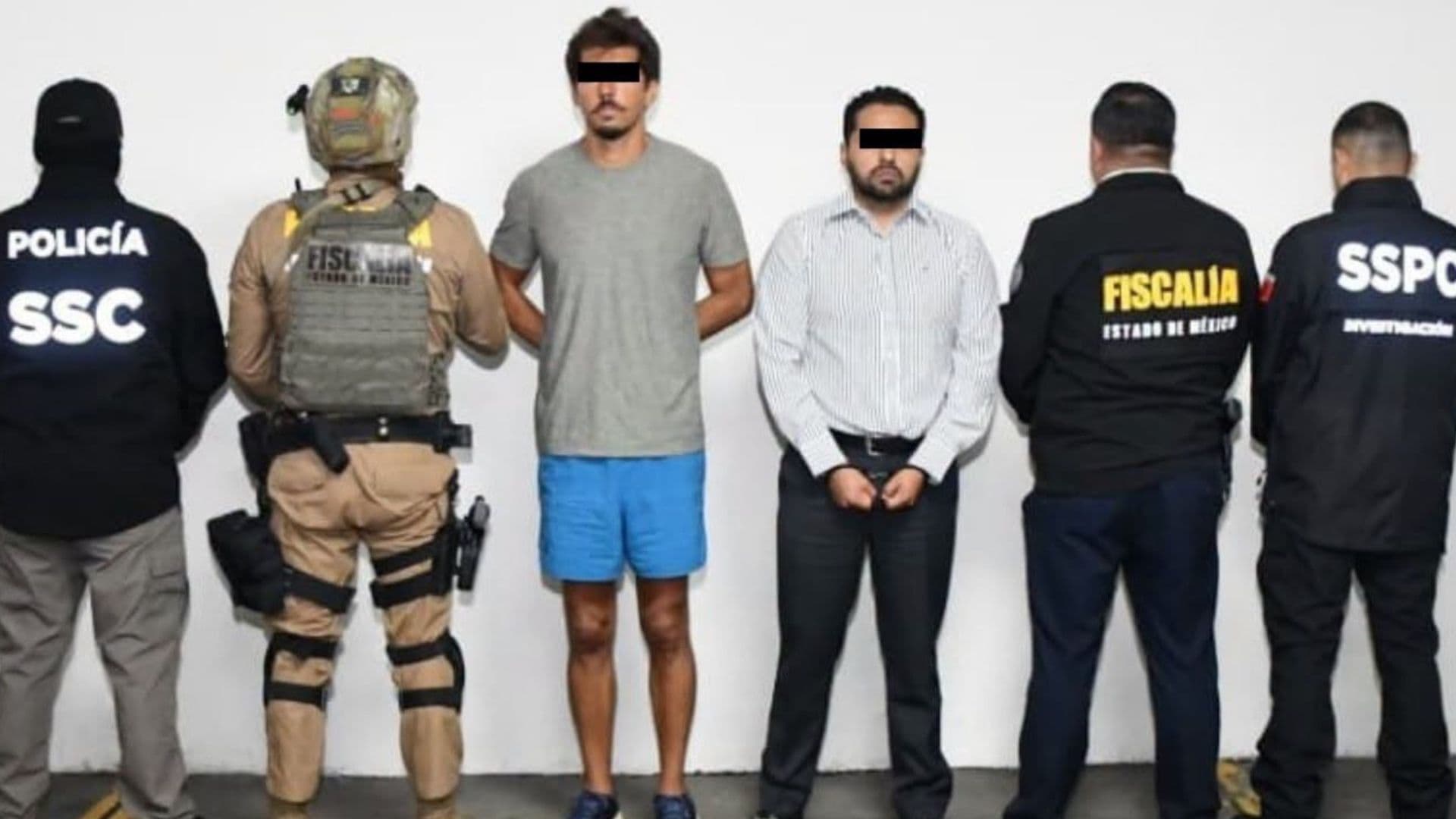 Funcionarios detenidos tras extorsiones en verificentros: Raúl 'N' y Carlos Eduardo 'N'.