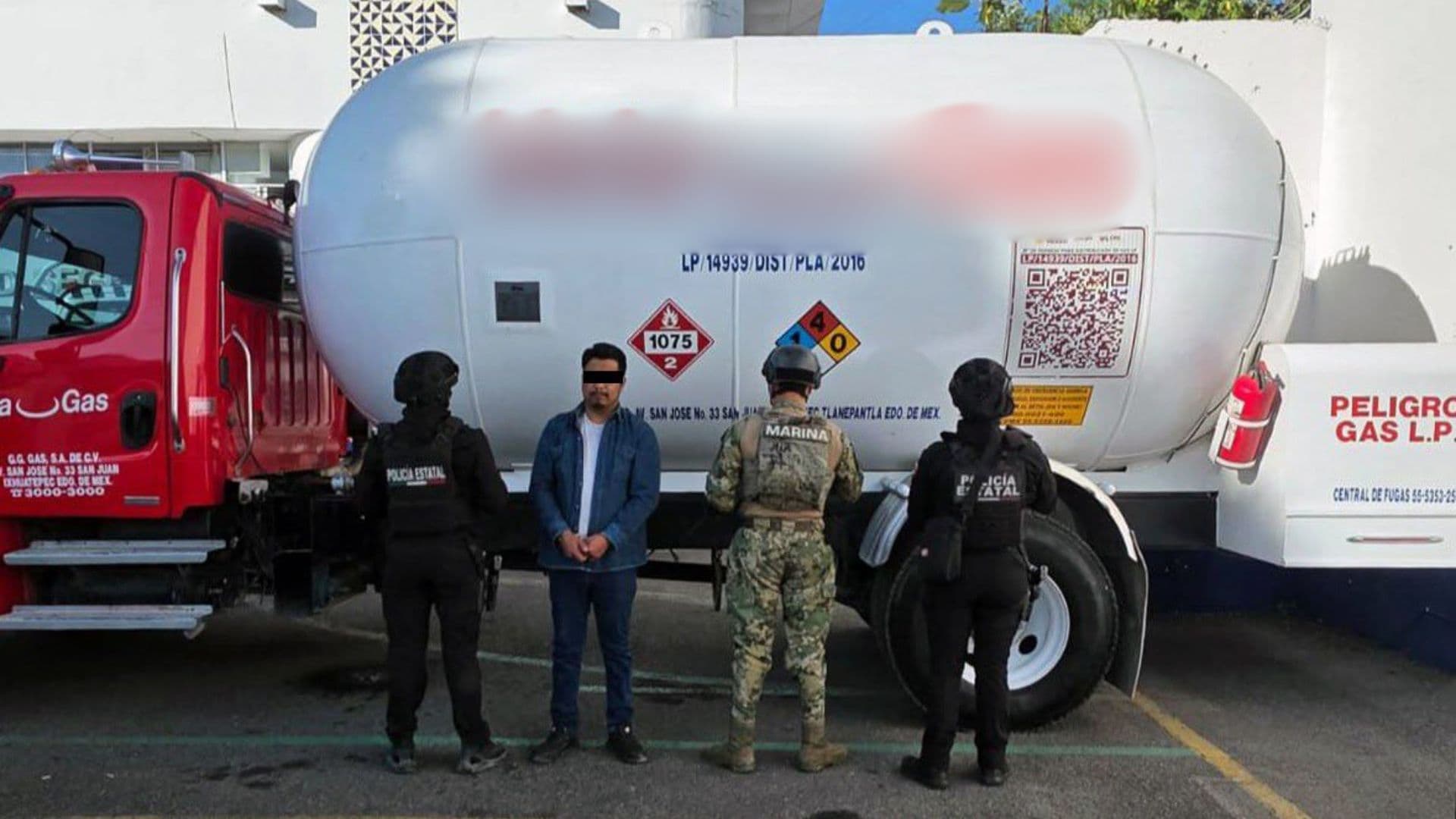 Detenidos Álvaro N Jorge N Posesión Ilícita de Hidrocarburo Los Reyes de Juárez Tepeaca Puebla