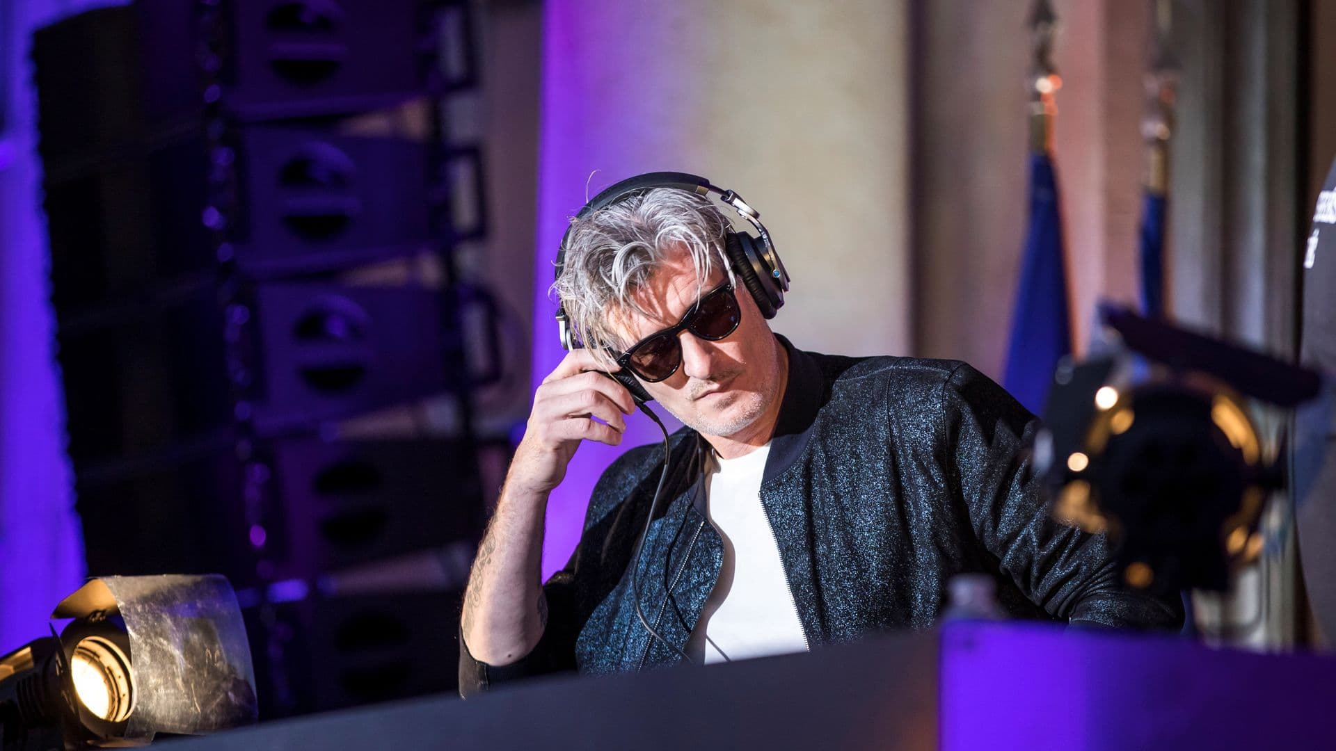 Murió el DJ Kavinsky: ¿Qué se Sabe del Fallecimiento del Autor de ‘Nightcall’?