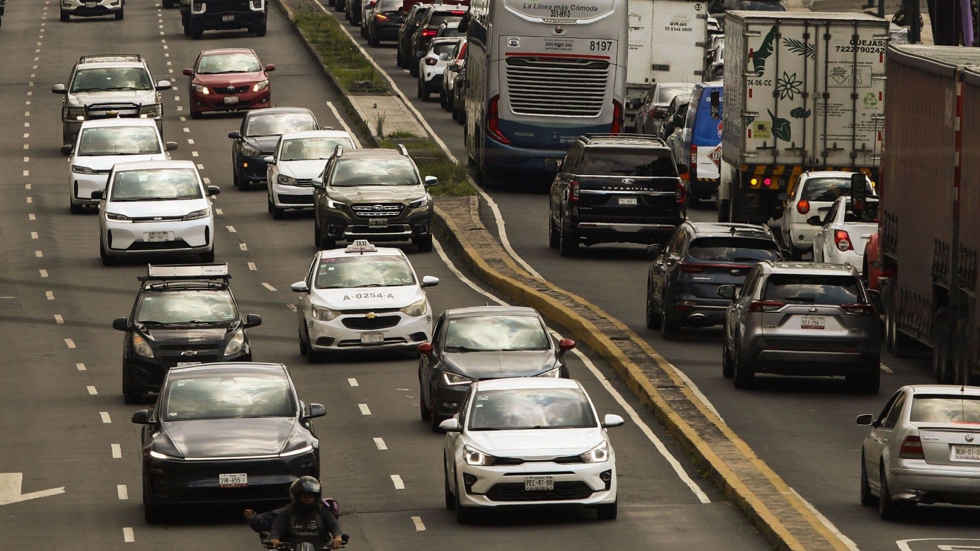 Checa si Hay Doble Hoy No Circula 5 de octubre de 2026 por Contingencia