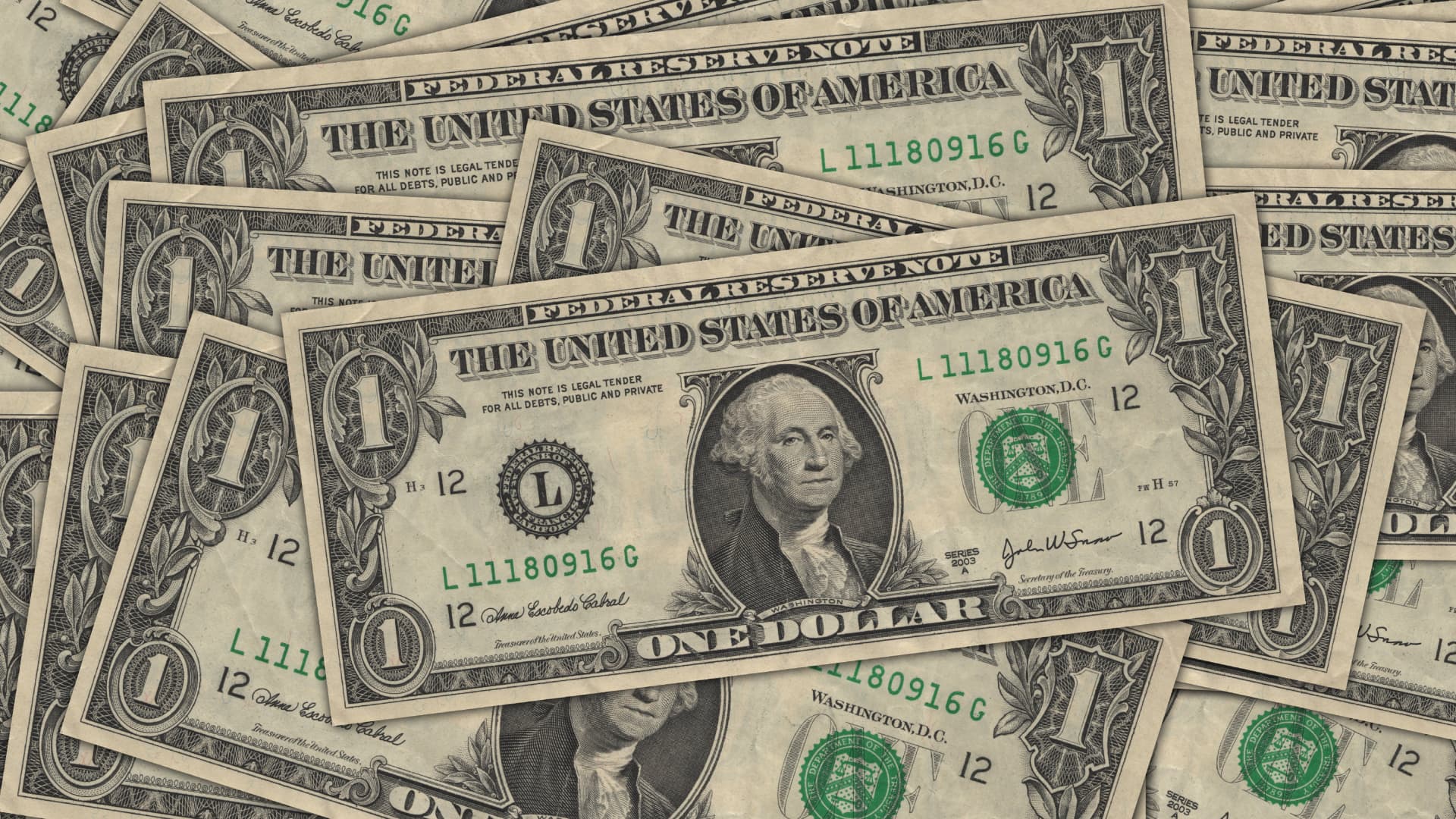 Varios billetes de un dólar.