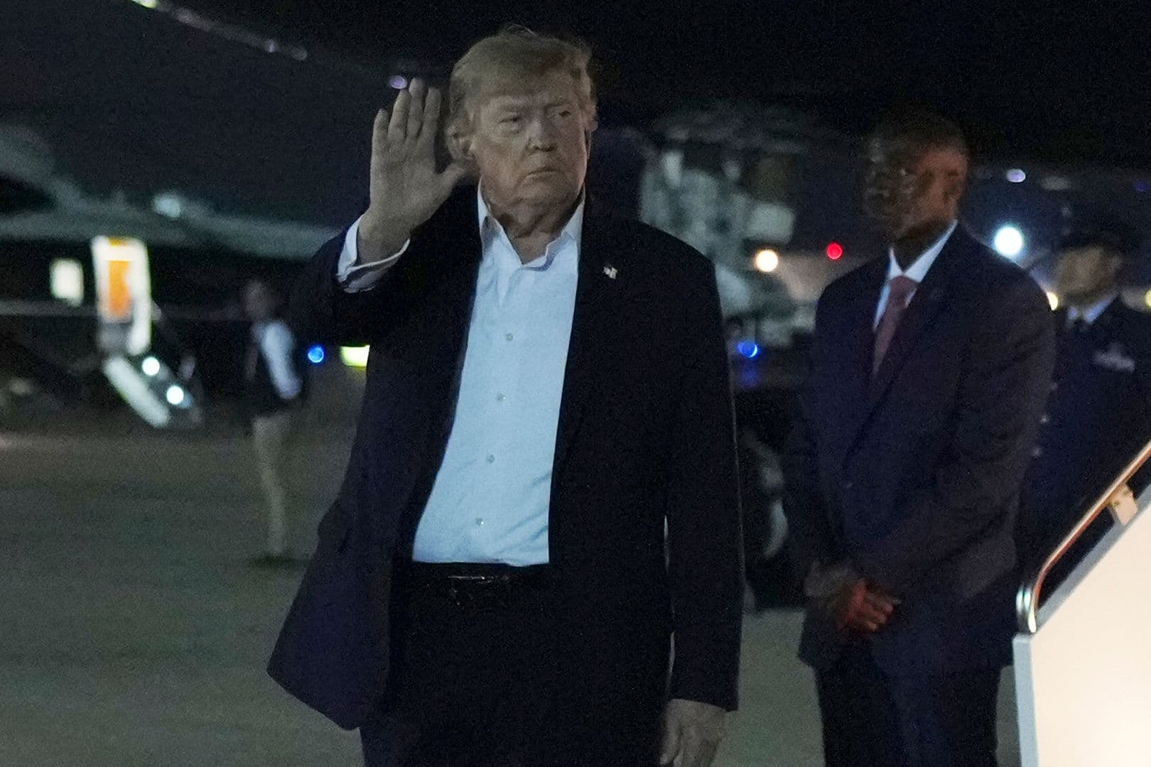 Trump enfrenta el alza del petróleo antes de las elecciones.