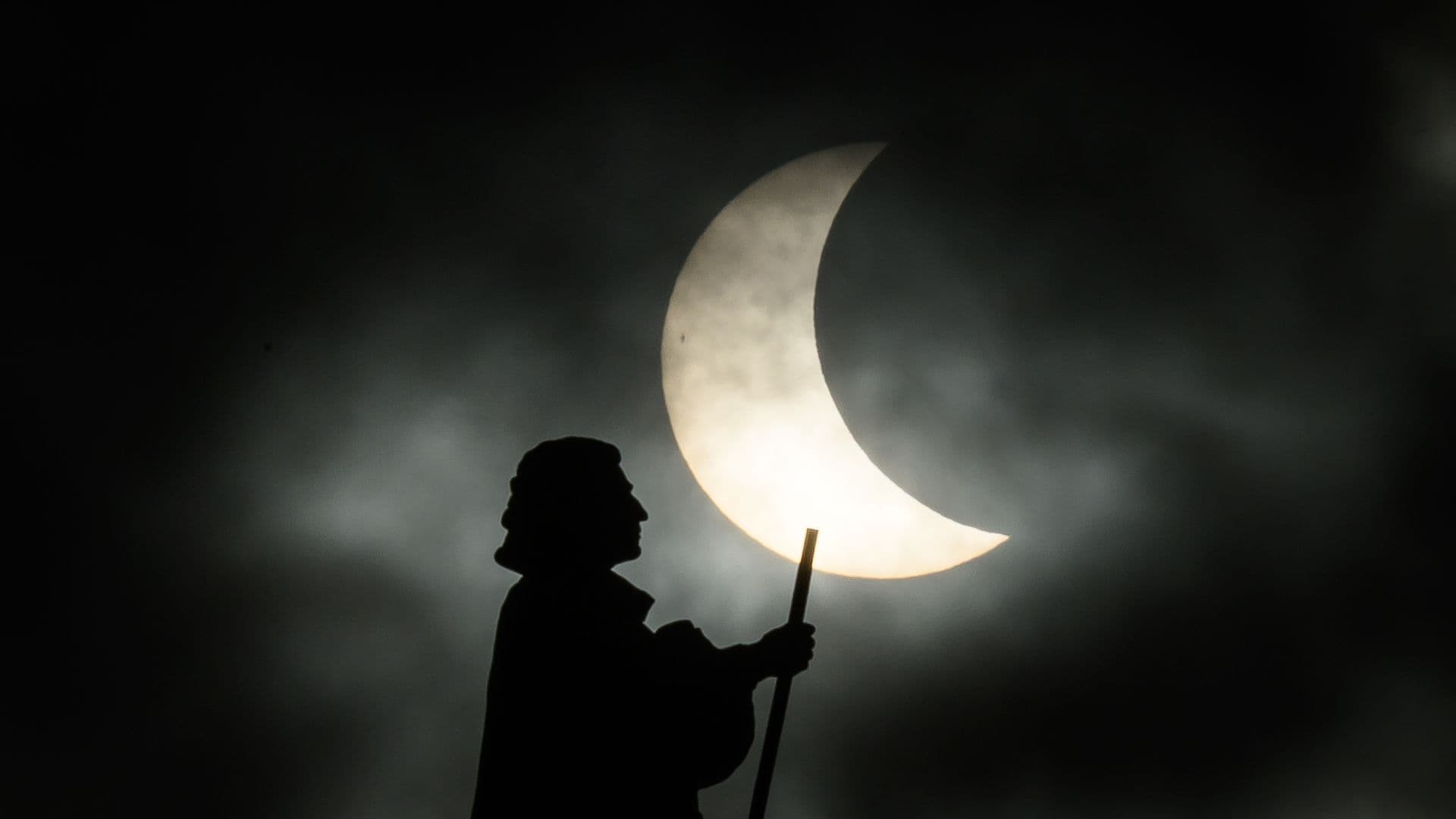 Eclipse solar capatado en Grecia.