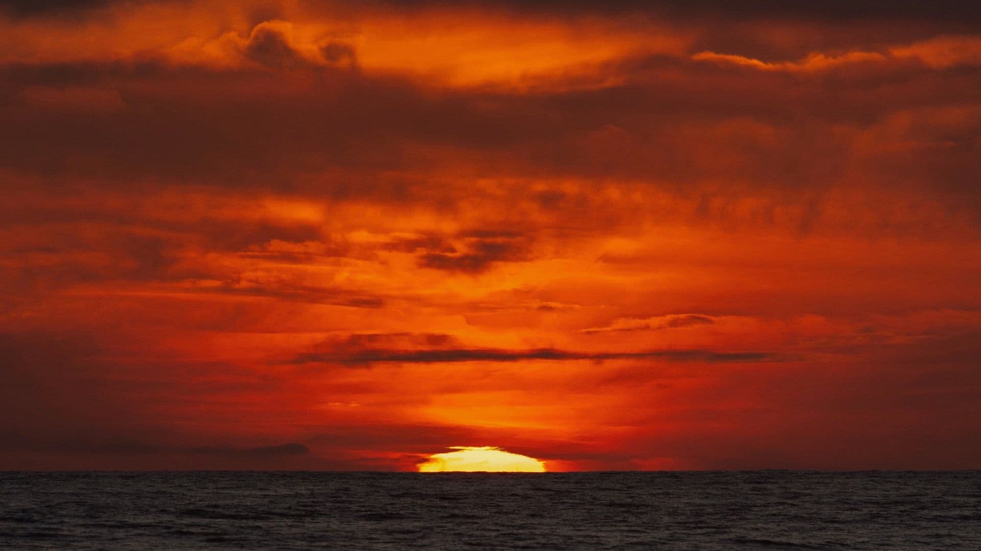 Océano Pacífico al atardecer