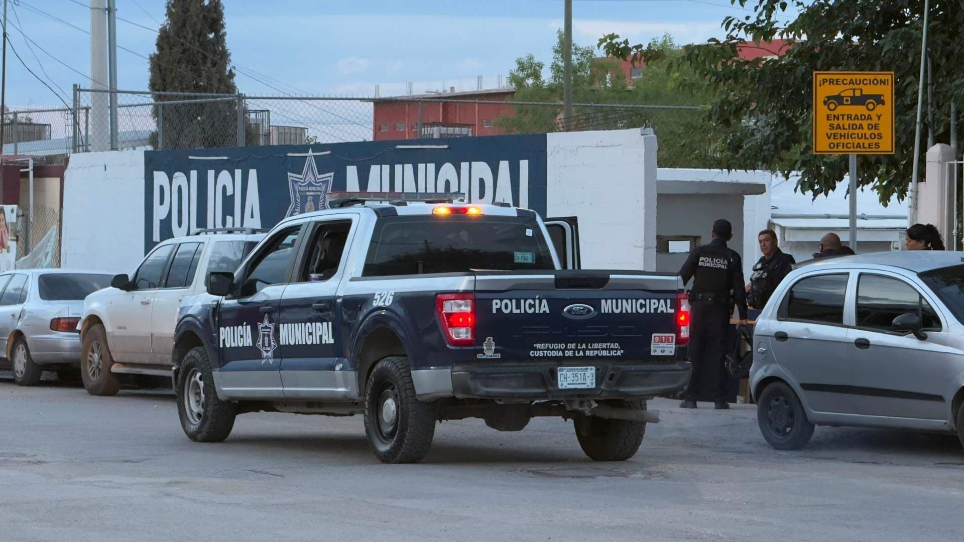 Dos hombres lograron escapar de un presunto secuestro y solicitaron auxilio.
