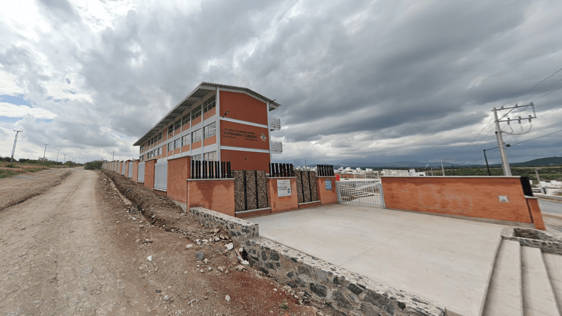 Estudiante Ataca con Arma Blanca a Cuatro Personas al Interior de Secundaria en Querétaro