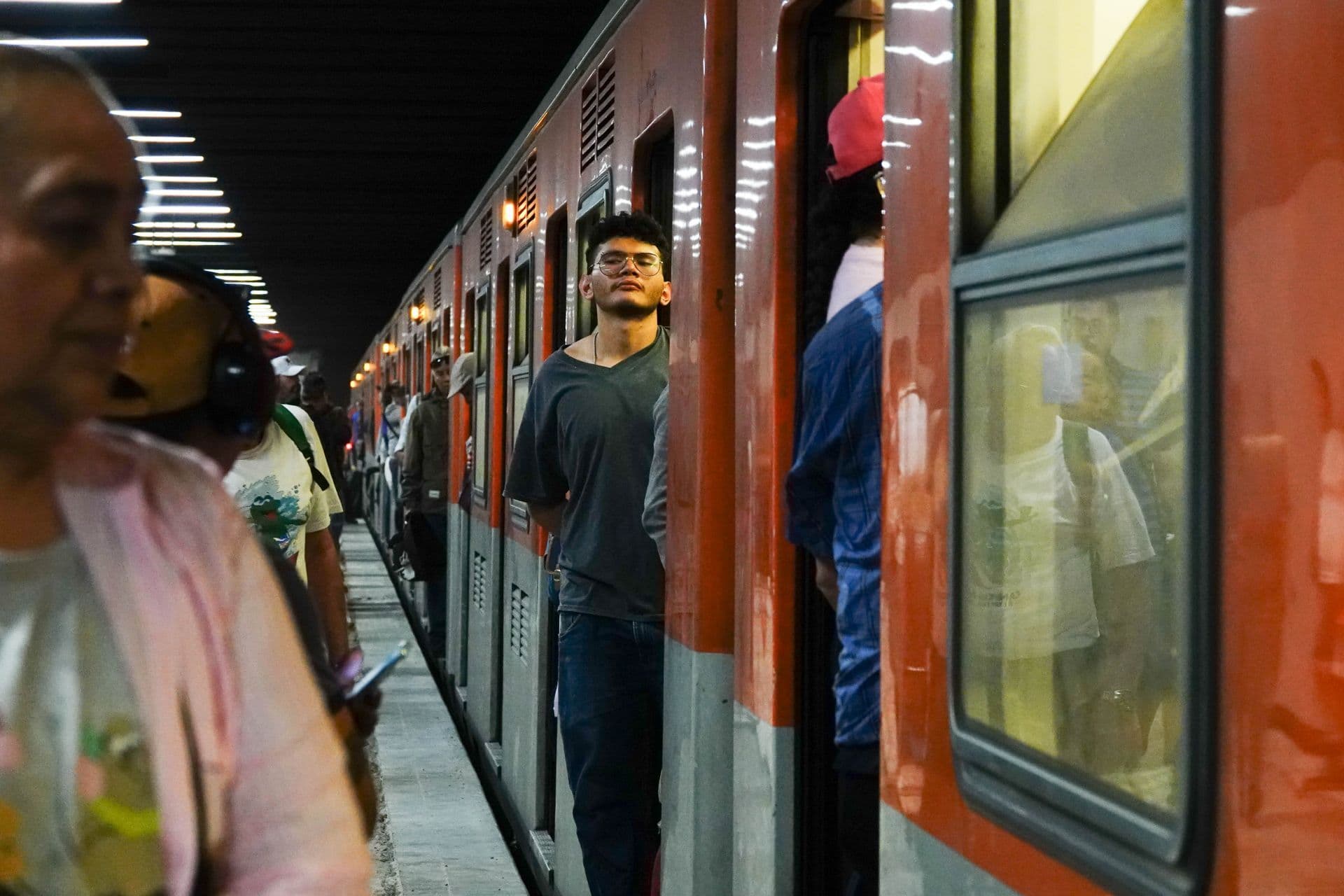 La Línea 2 del Metro CDMX sigue en remodelación.