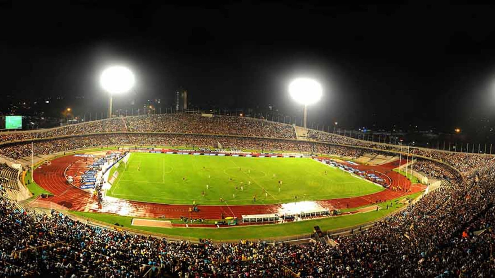 Riña en América vs Pumas