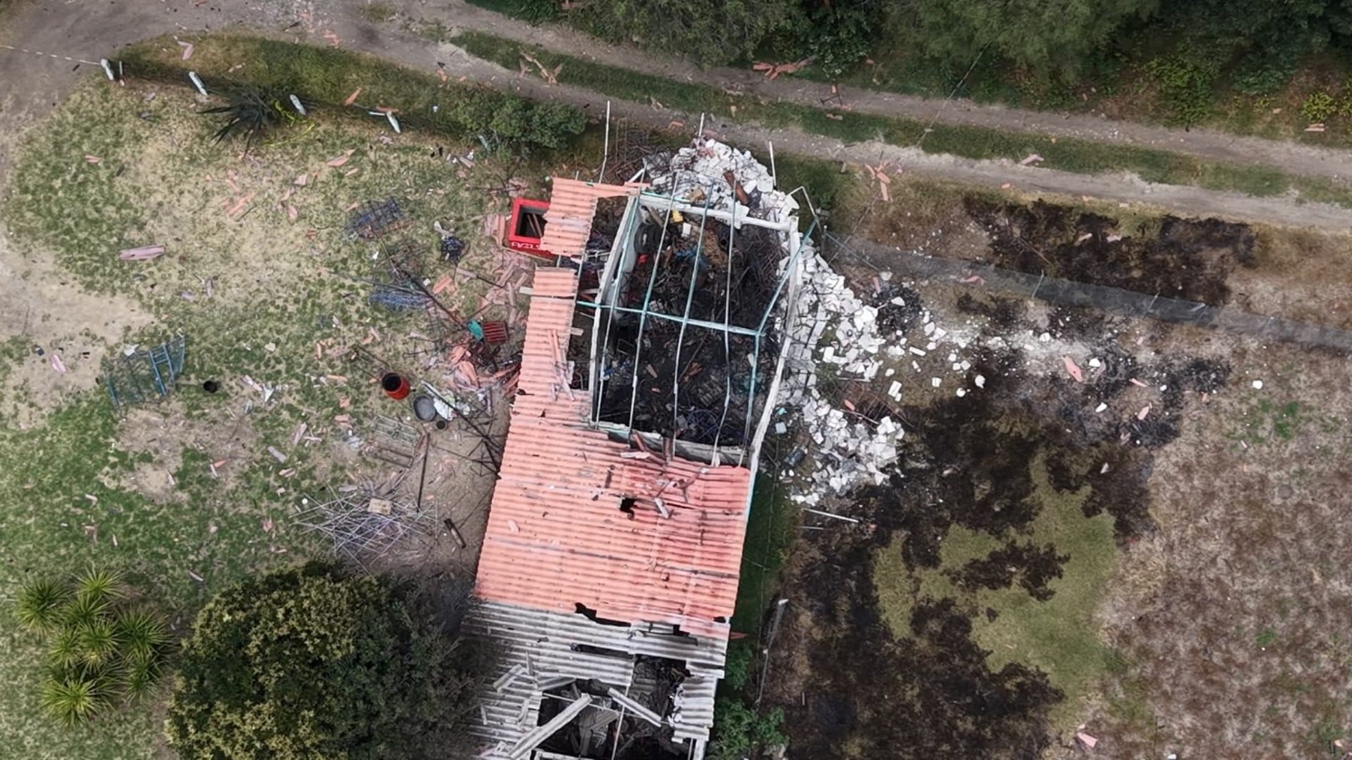Reportan Explosión cerca de Los Reyes San Salvador en Texcoco, Edomex