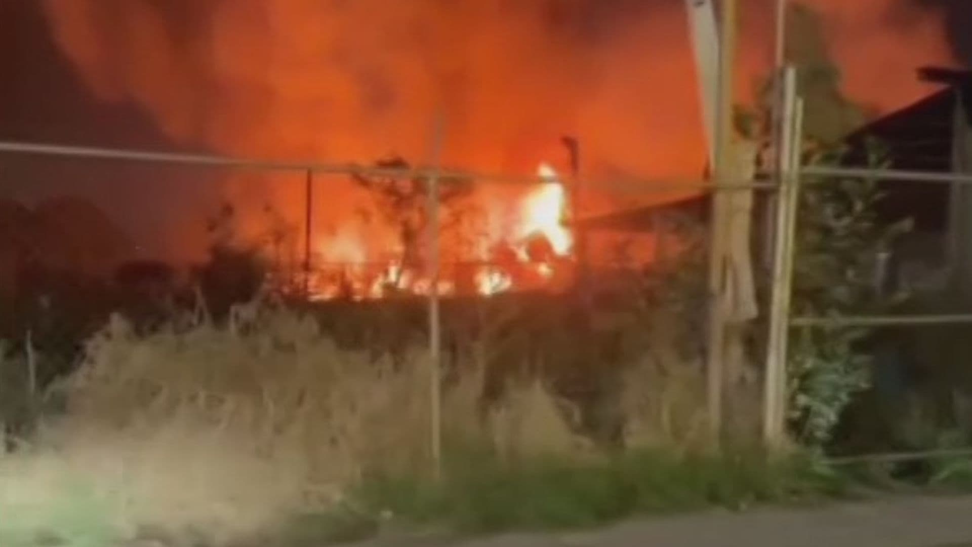 Se Registra Explosión de Pirotecnia en una Bodega en Tultepec, Estado de México