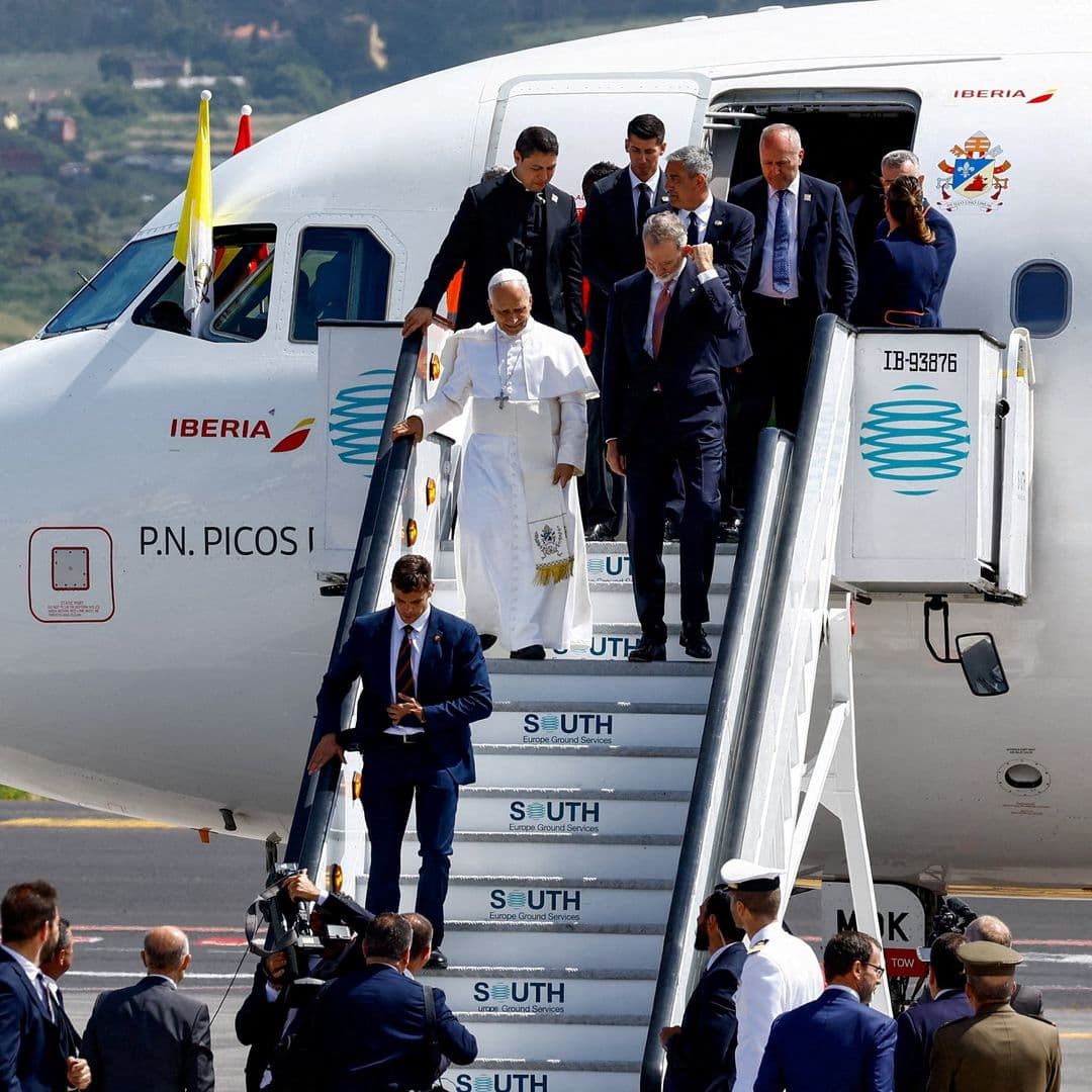 El papa León XIV el 12 de junio 2026 luego de falla en avión.