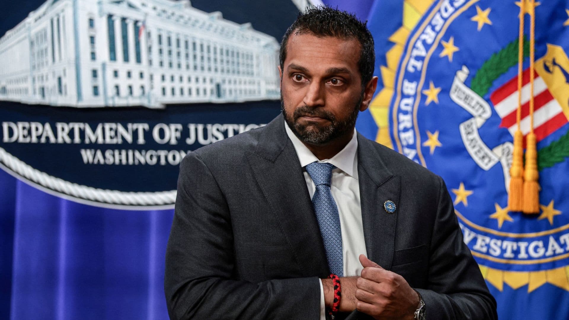 "Kash Patel Revela Cómo el FBI Frustró Más de Mil Ataques Terroristas  "
