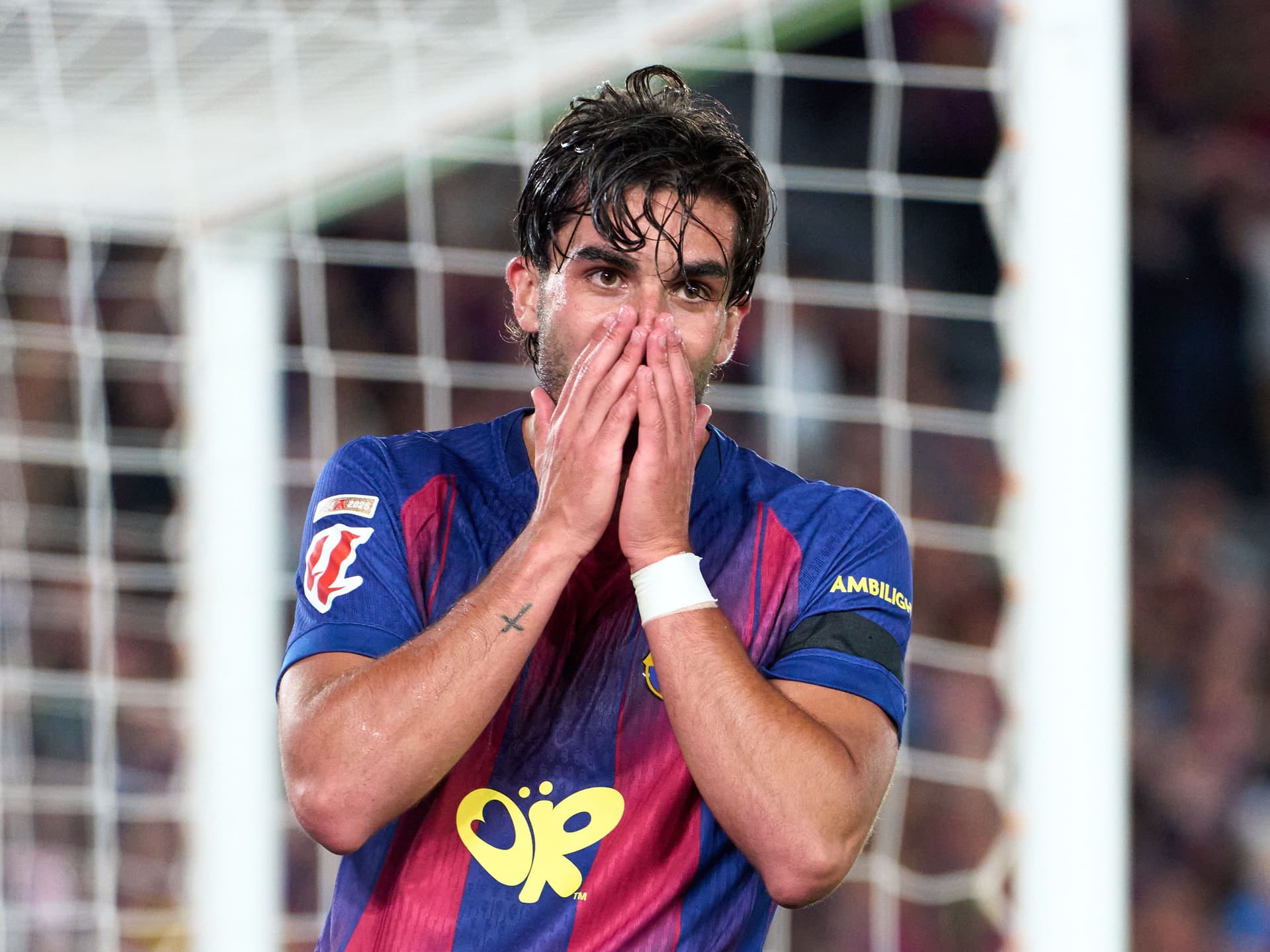 Ferran Torres con el uniforme de la FC Barcelona