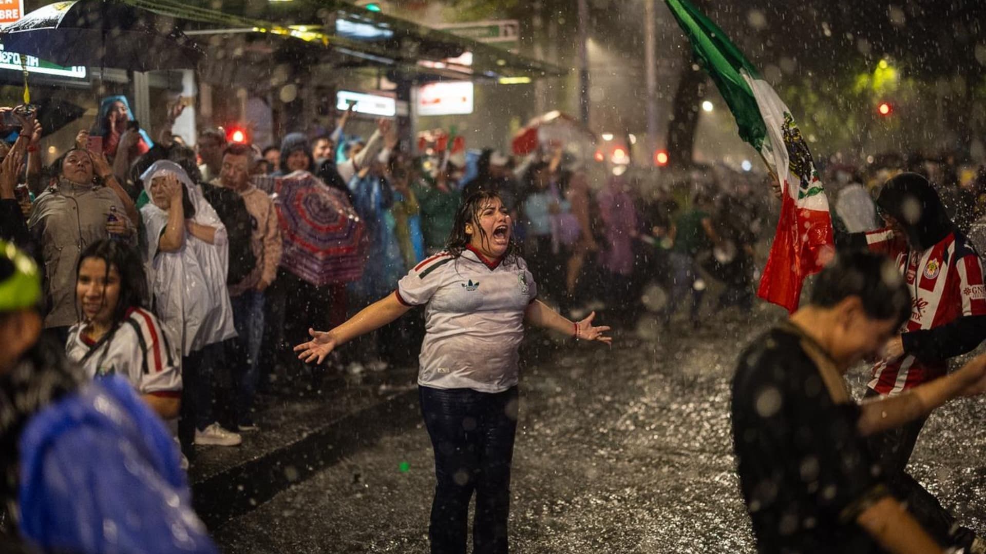 Festejos por triunfo del Tricolor