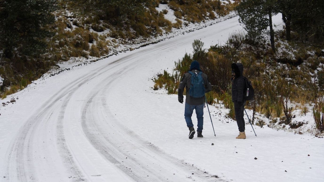 Turistas en el Nevado de Toluca