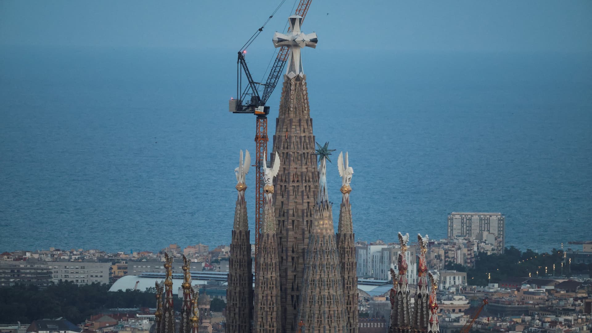 Torre de Jesús de la Basílica de la Sagrada Familia