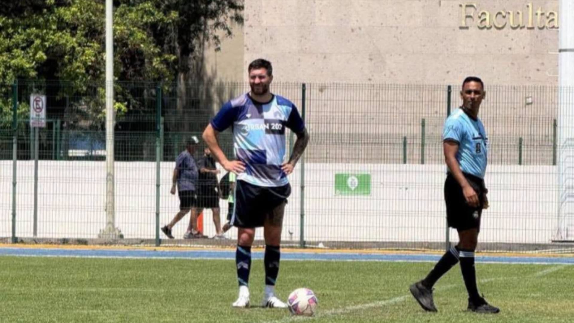 Gignac volvió a jugar en Monterrey con una playera distinta a los Tigres. Foto: Facebook Futbol Garra