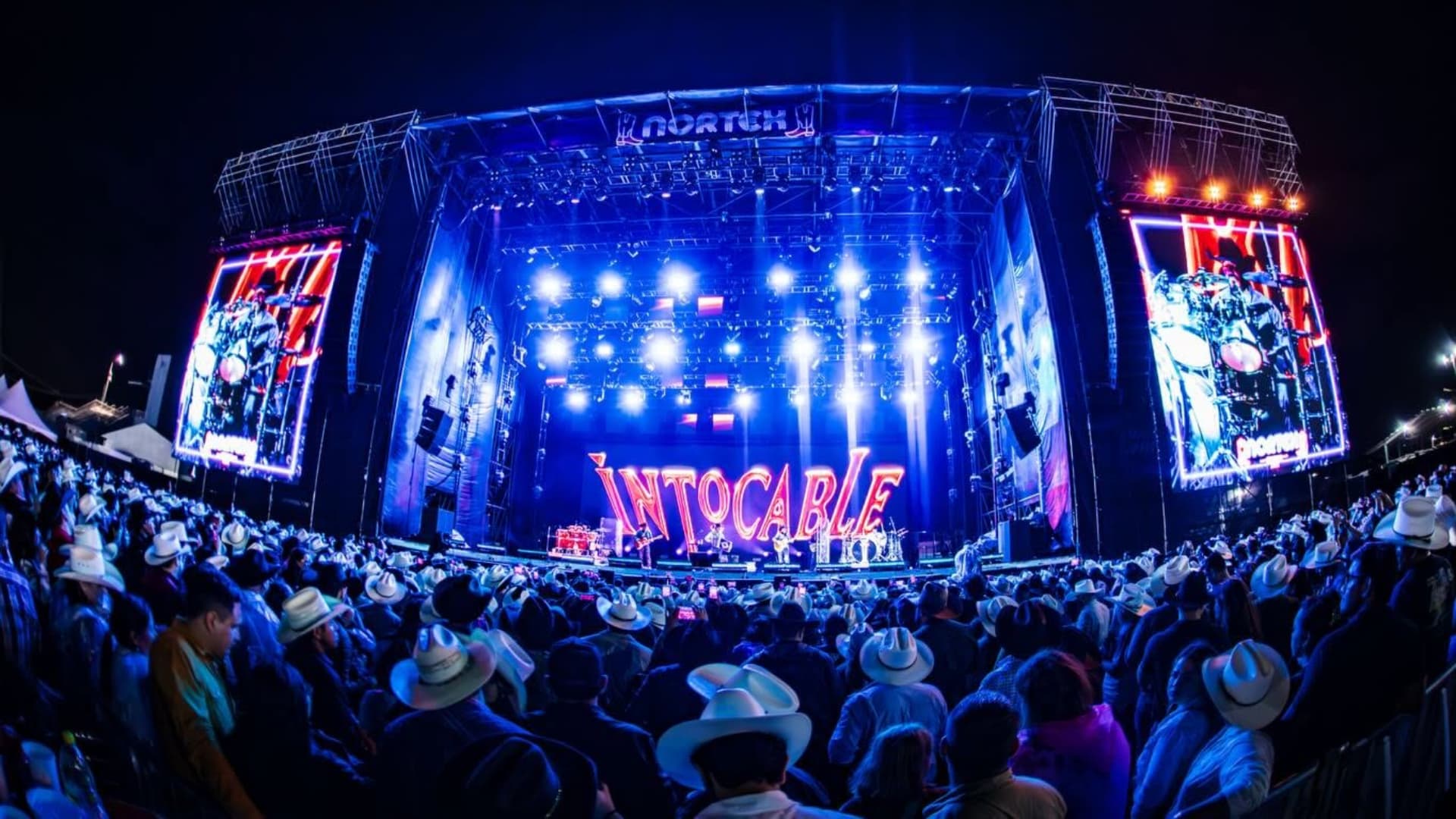 Grito de Independencia 2026: Hora del Concierto Gratis de Grupo Intocable en el Zócalo CDMX