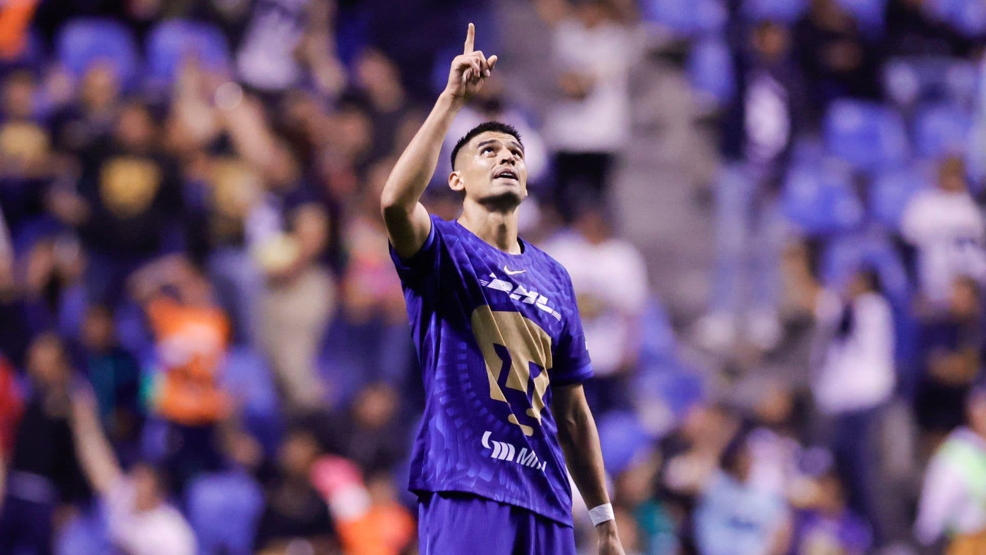 "Memote" Martínez competirá con “Búfalo” Aguirre por el puesto de titular en los Tigres de la UANL.