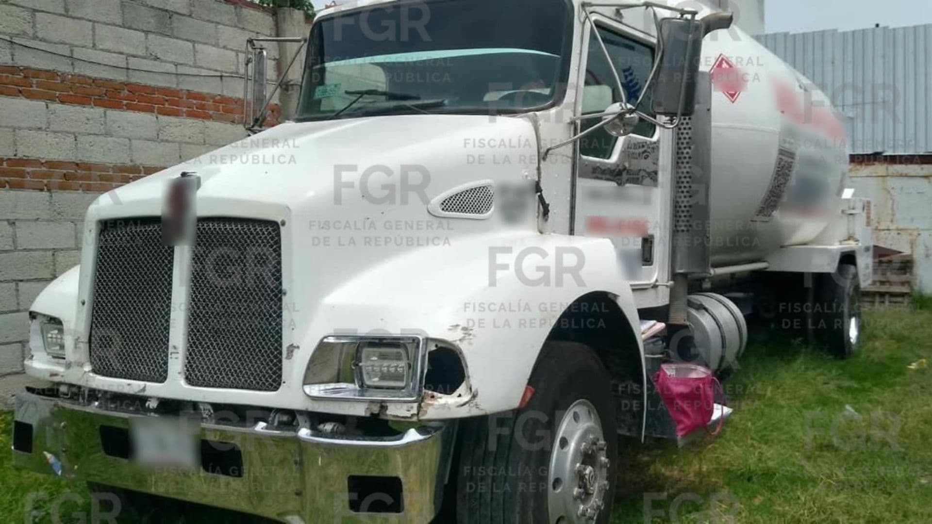 Asegurados 19 Mil Litros Hidrocarburo Gas LP Cateo Inmueble San Andrés Cholula Puebla
