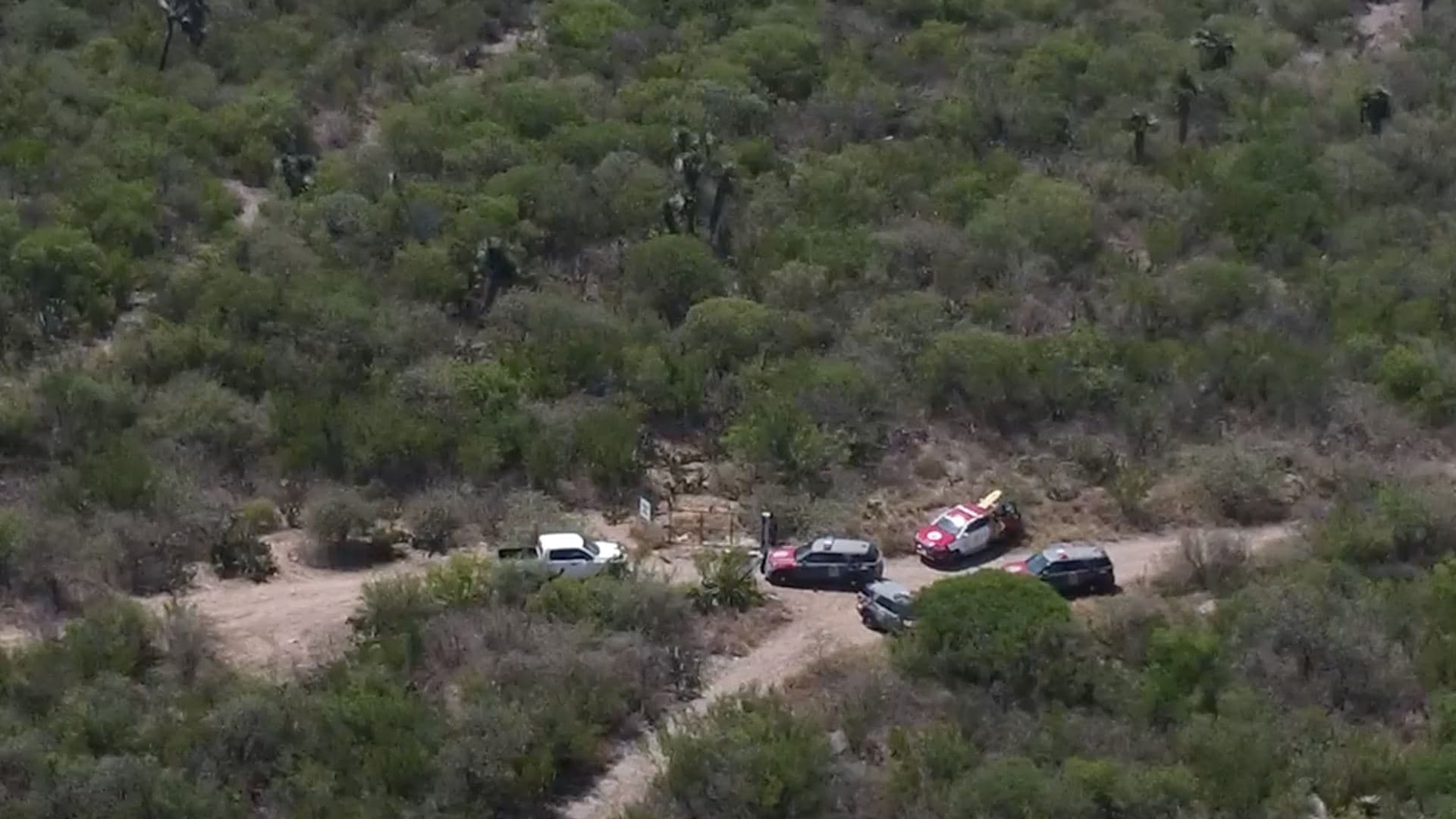 Encuentran a hombre muerto en camino de terracería en García