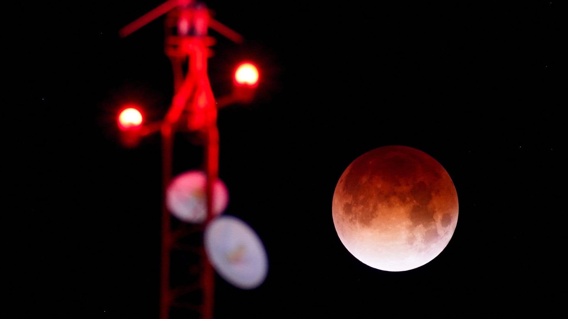 Eclipse lunar en Mexicali