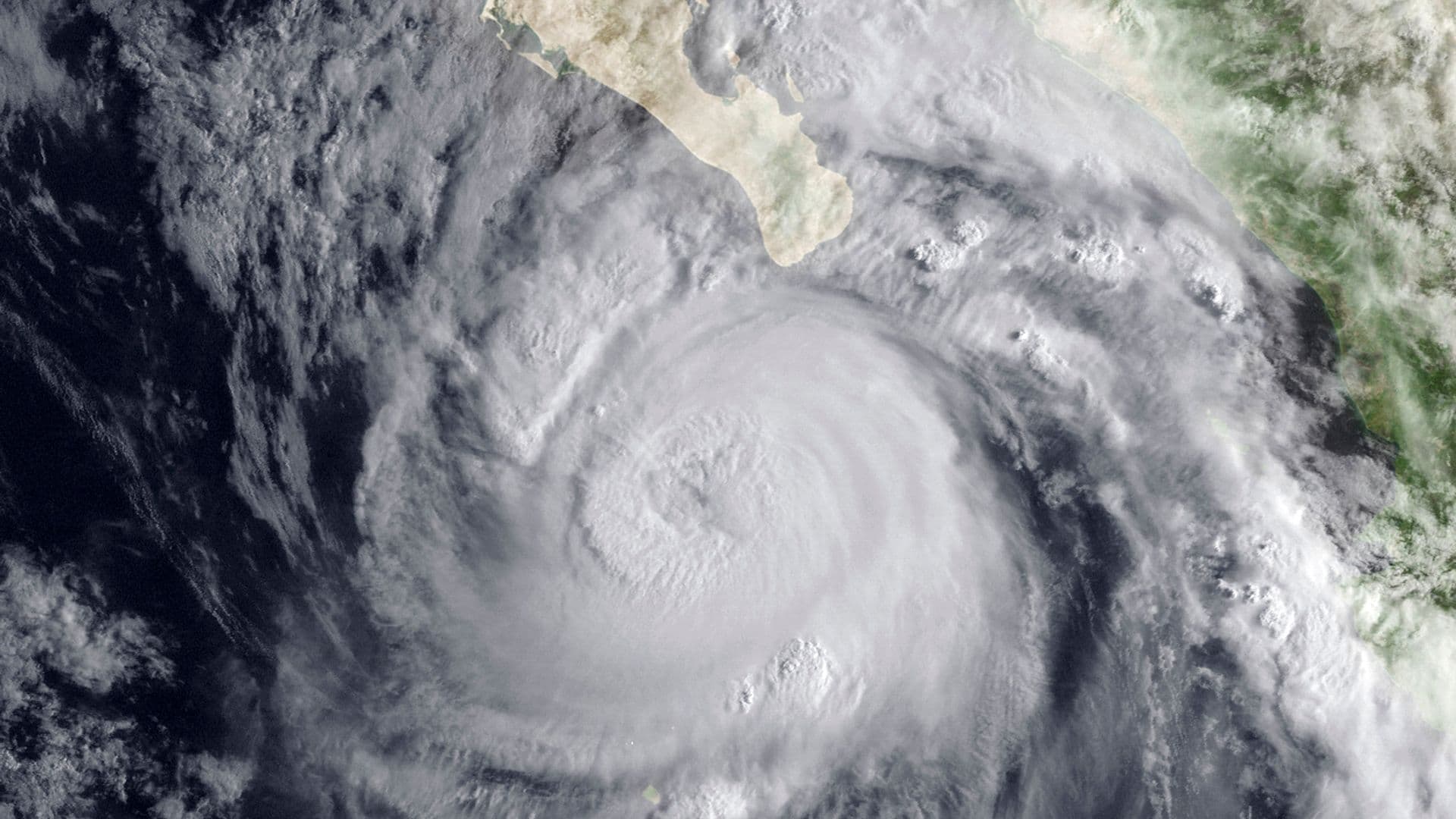 Huaracanes vs tormentas tropicales