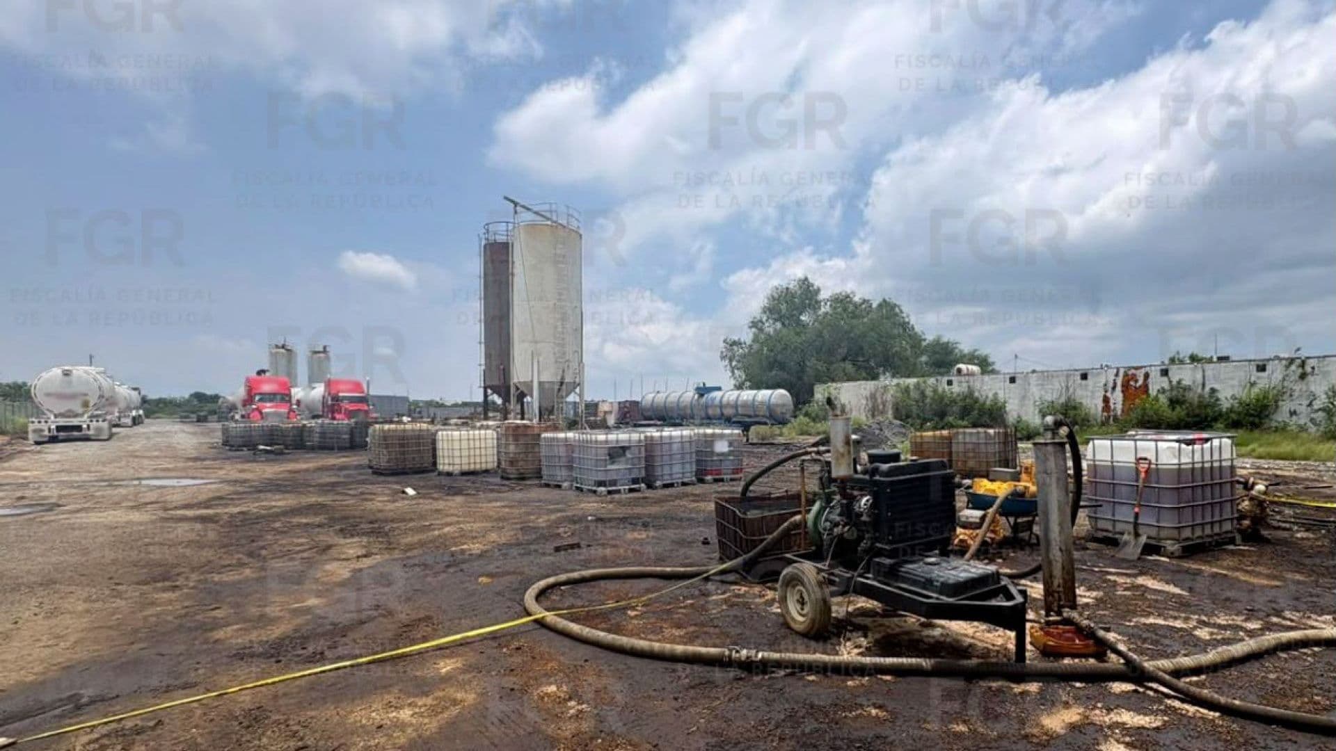 Centro de almacenamiento ilegal de combustible en Cadereyta, Nuevo León, asegurado el 29 de mayo 2026.