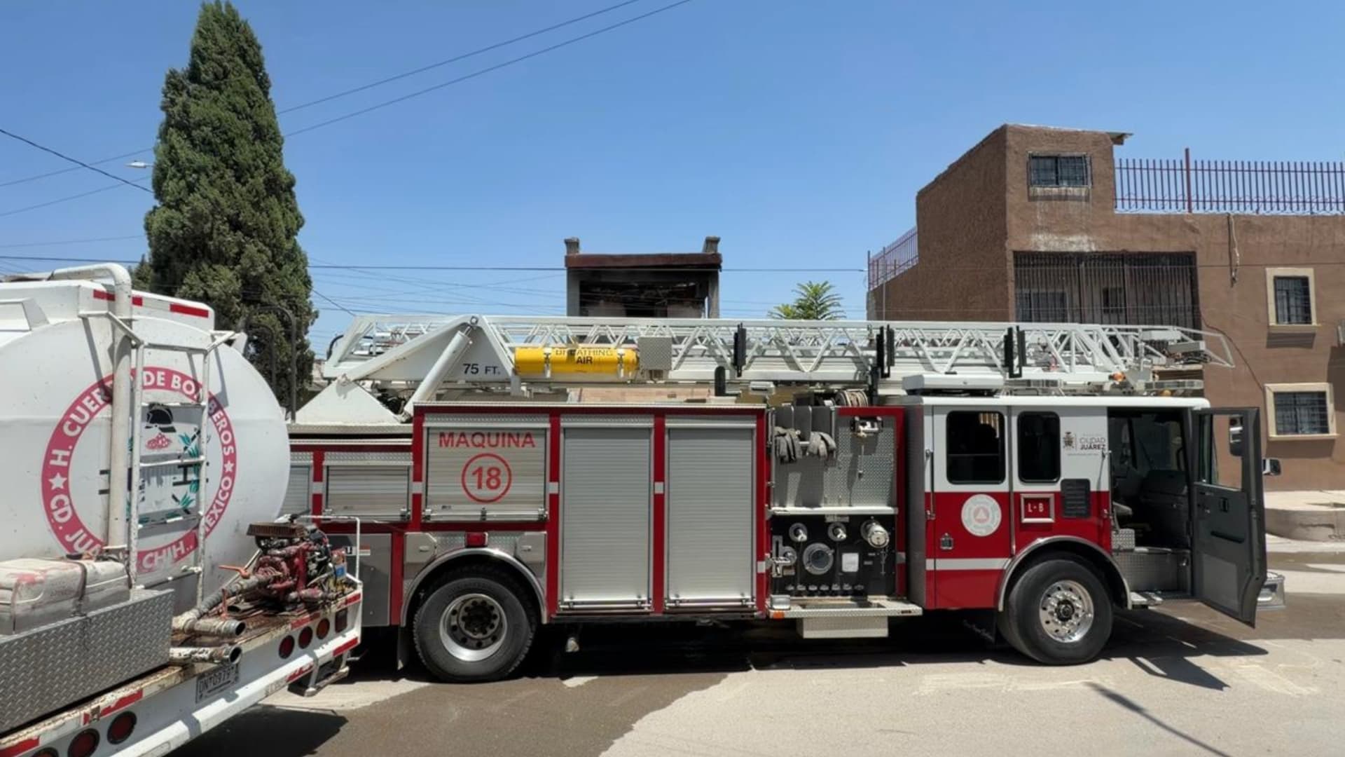 Un incendio se registró en una bodega de telas en la colonia Bellavista de Ciudad Juárez