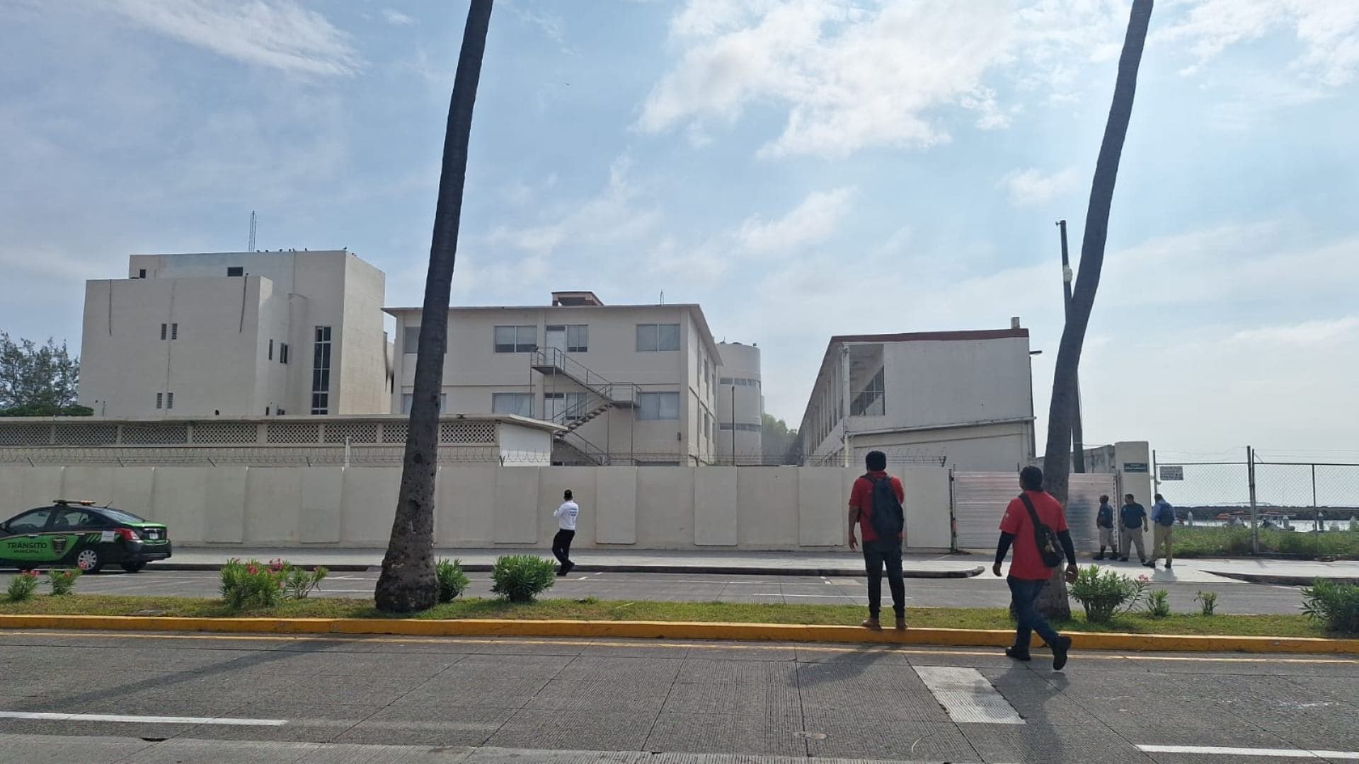Nuevamente se incendia el área de dormitorios en la escuela náutica de Veracruz.
