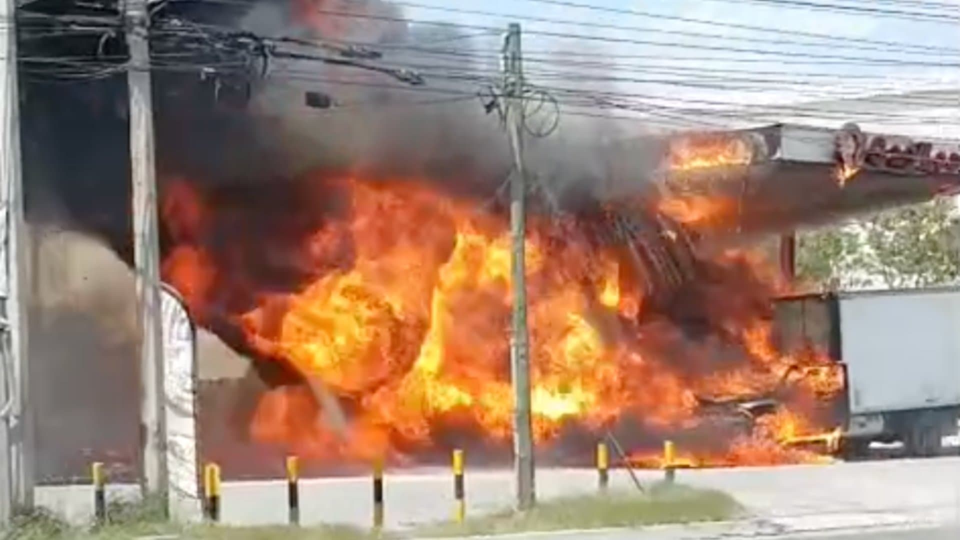 Incendio en gasera en Apodaca