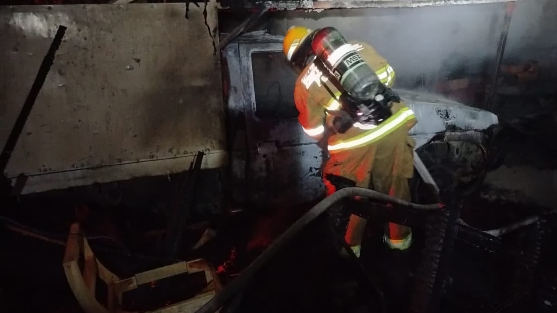 Incendio Inmueble Colonia Guadalupe Hidalgo Puebla Joven Intoxicado 12 Personas Evacuadas