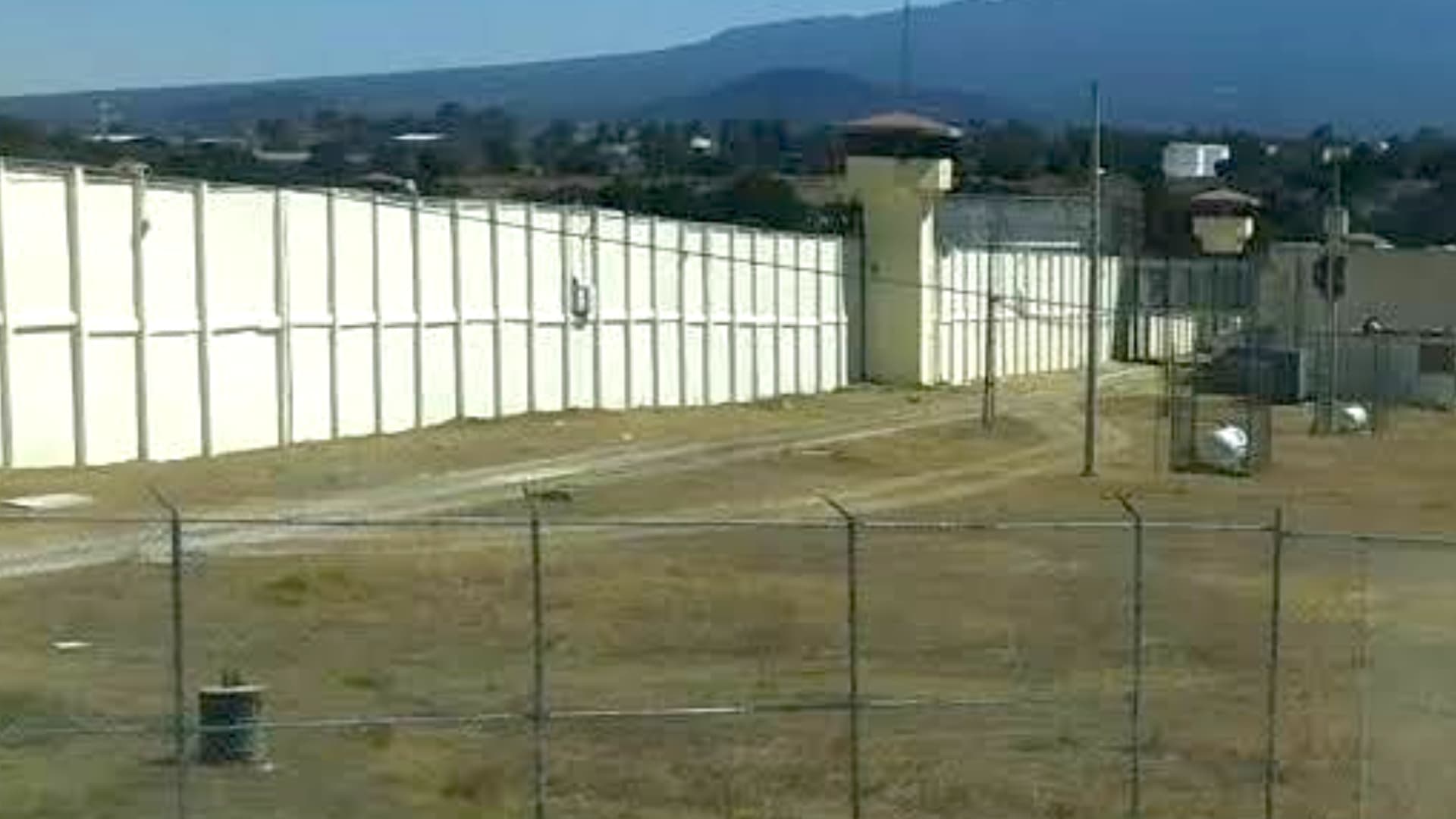 Un rayo provocó un fuerte incendio en el Penal de Apizaco, Tlaxcala