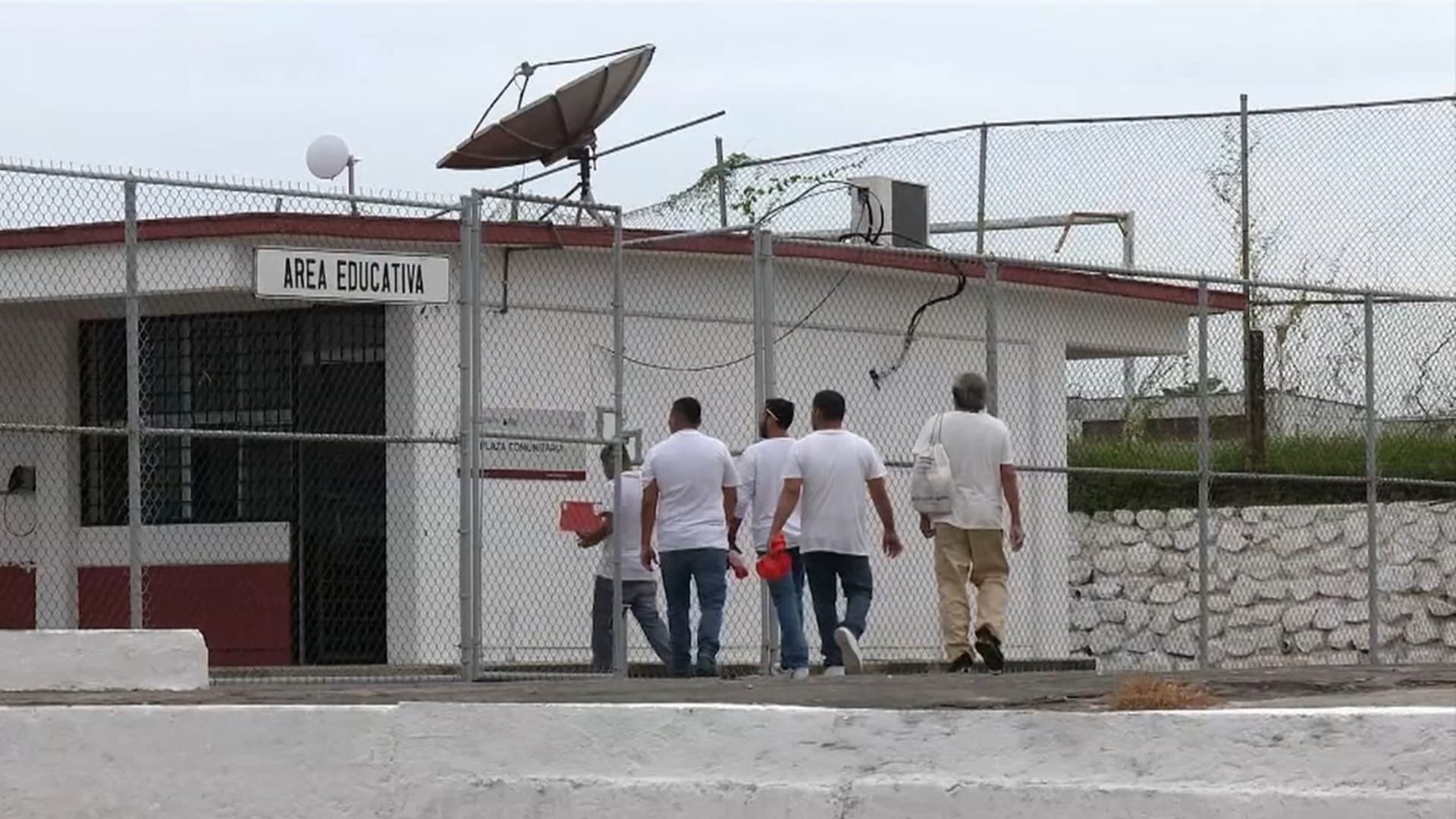 El aula fue abierta en colaboración con la Universidad de Colima