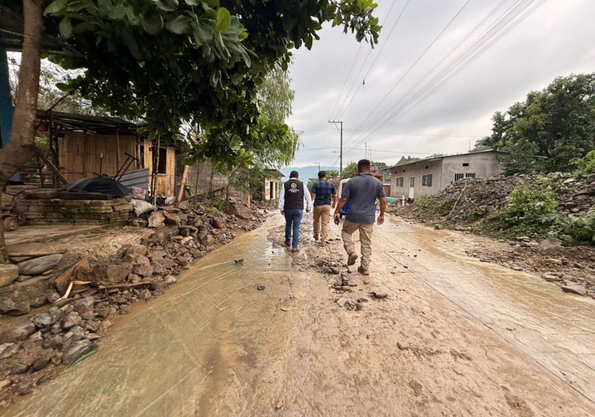 Más de Diez Viviendas Resultaron Afectadas por Inundación en Jalpan, Puebla