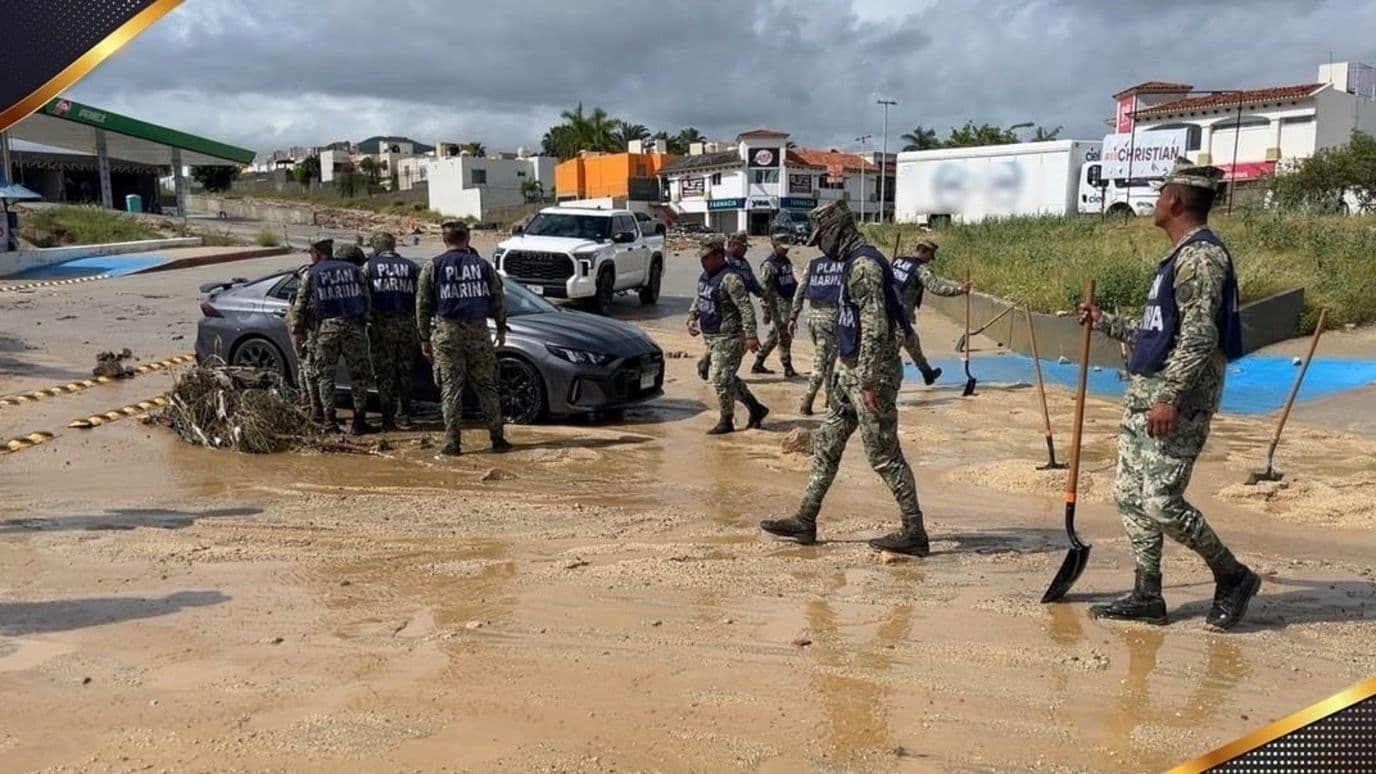 Inundaciones en San José del Cabo tras Varios Día de Lluvias Arrastra Vehículos al Mar