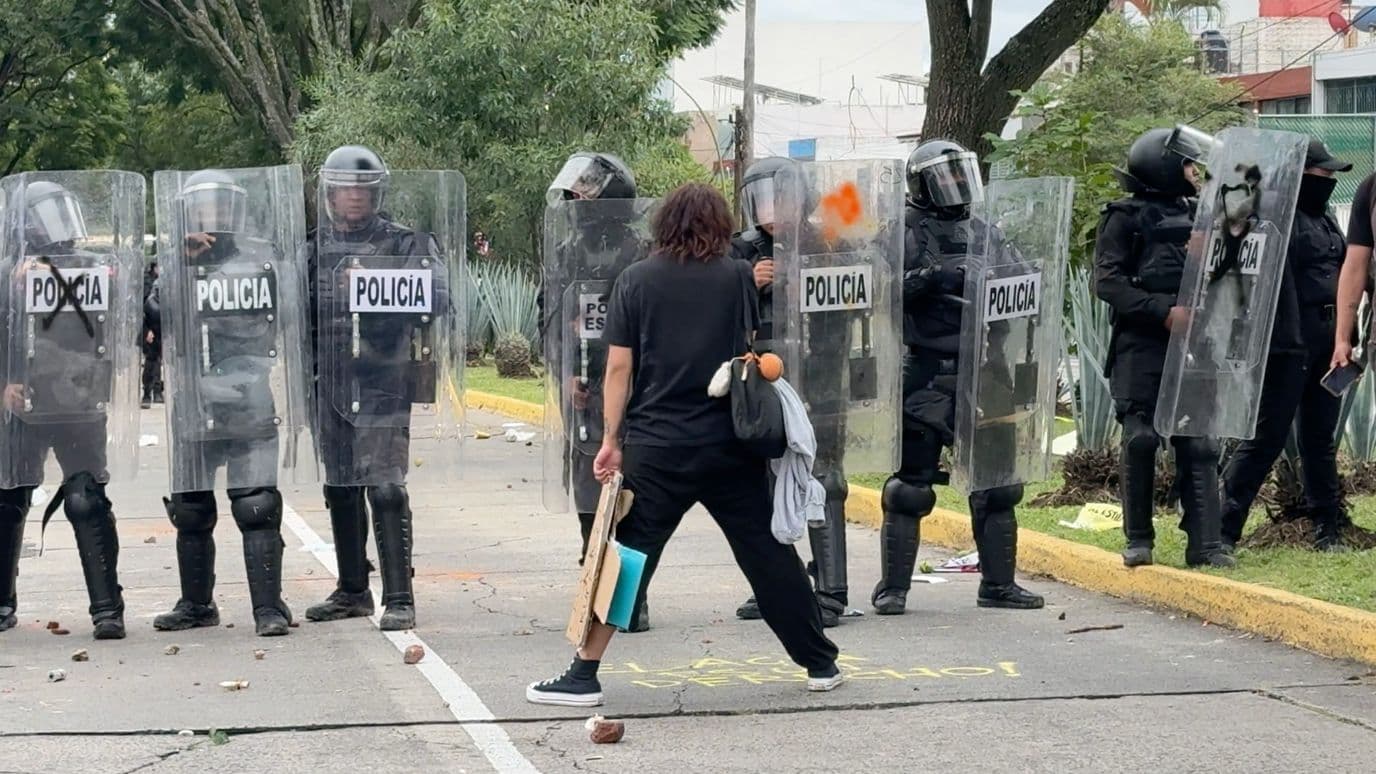 Fiscalía Abre 14 Carpetas de Investigación por Abuso Policial en Marcha por el Agua en Jalisco