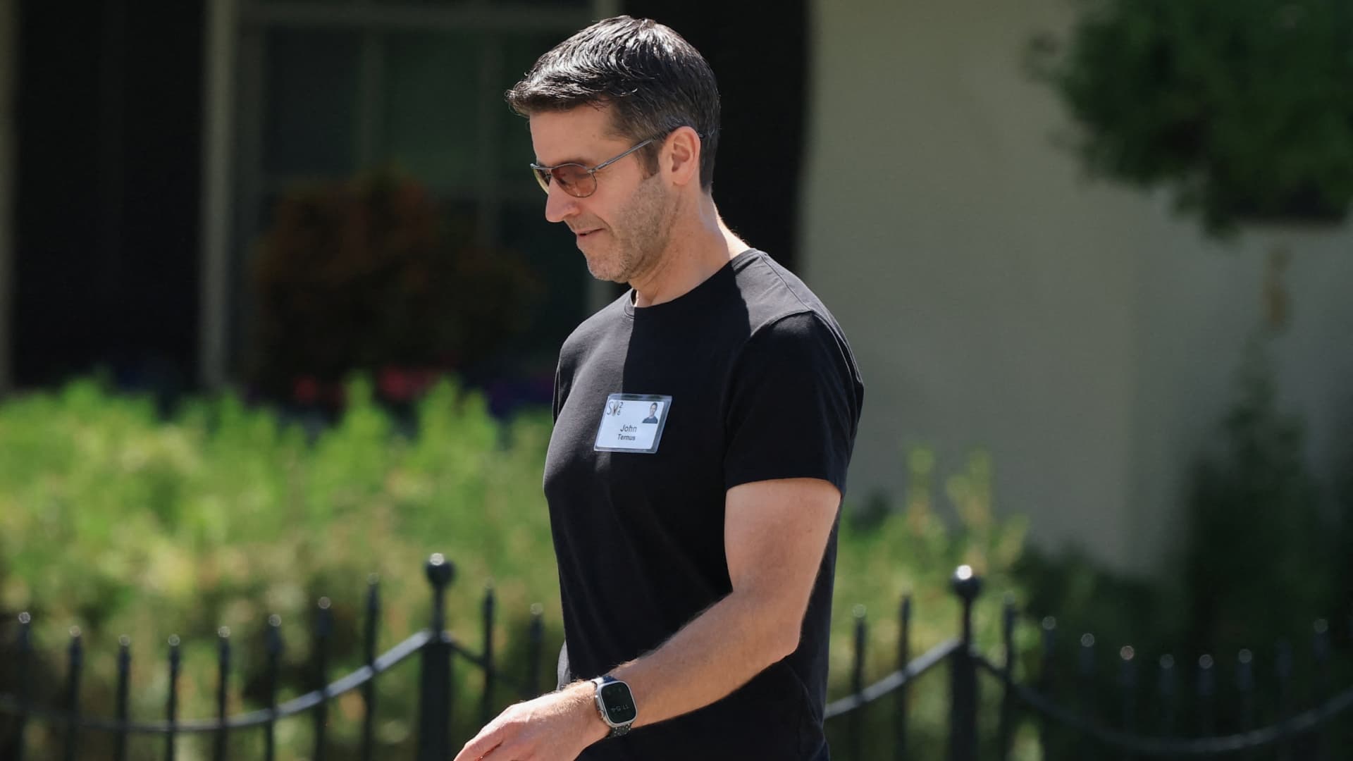¿Quién es John Ternus? El Nuevo Director Ejecutivo de Apple